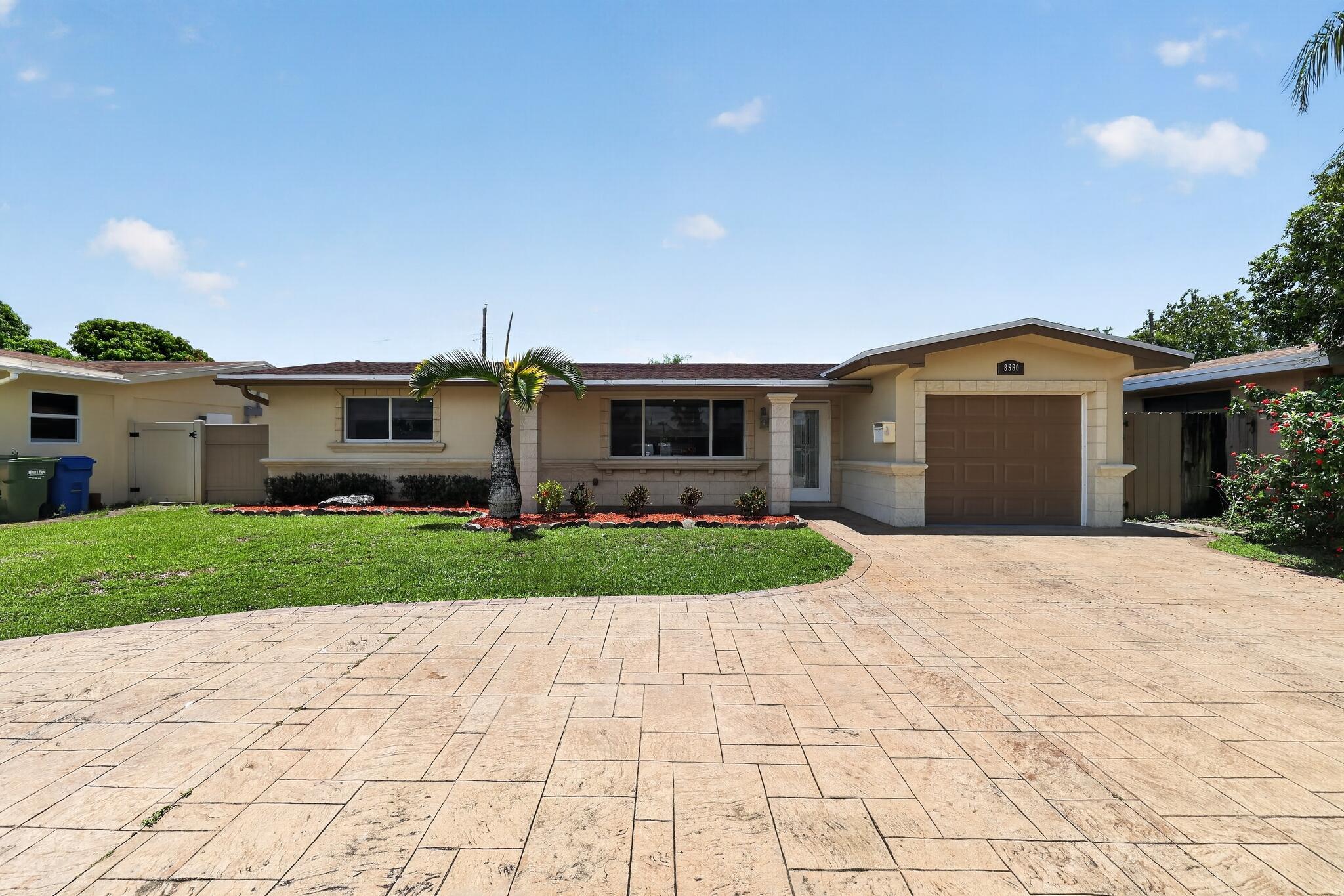 8580 NW 12th Street, Pembroke Pines, FL 33024, Pembroke Pines