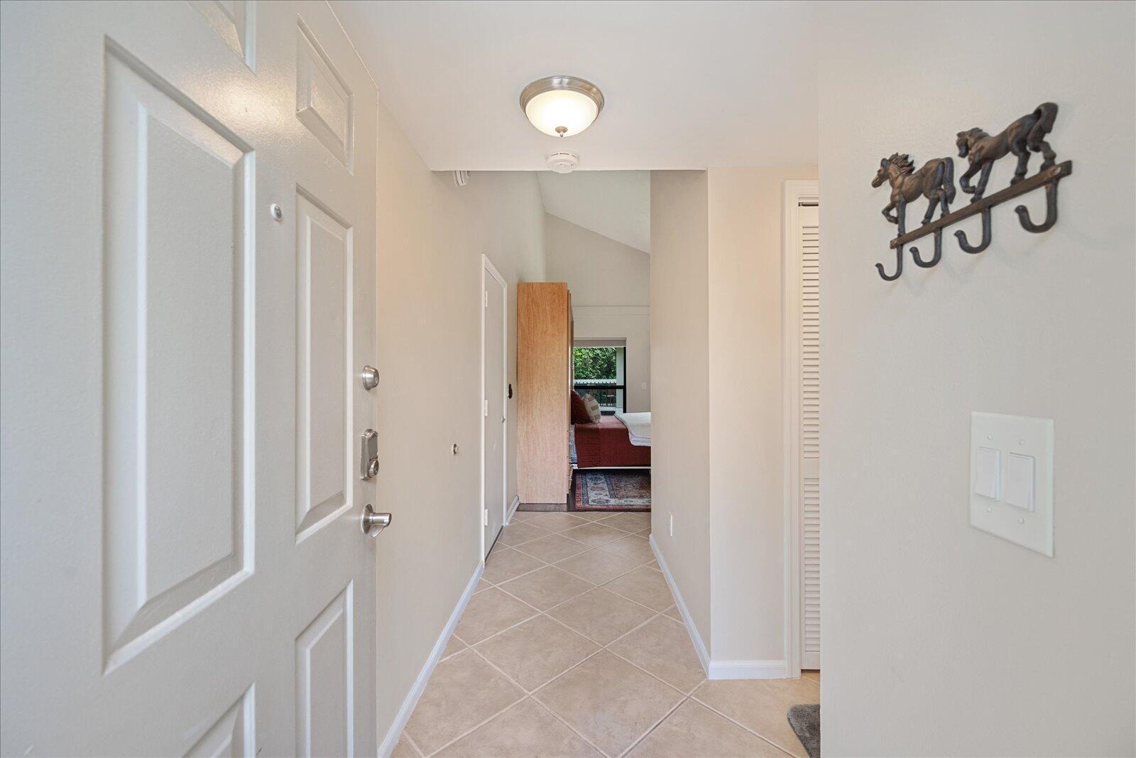11863 Wimbledon Circle 539, Wellington, FL 33414, Wellington - Photo 2