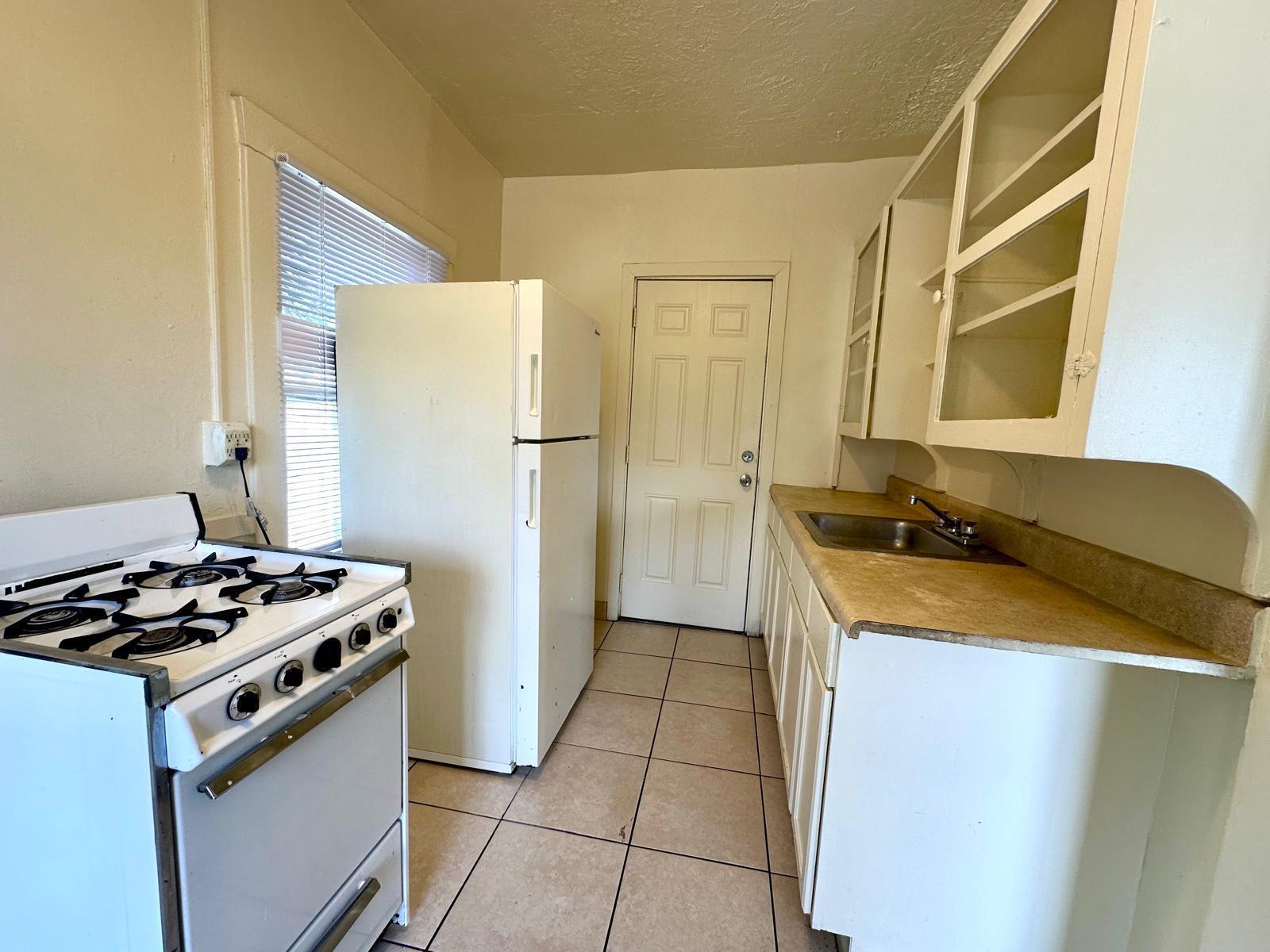 2010 Broward Avenue 5, West Palm Beach, FL 33407, West Palm Beach - Photo 2
