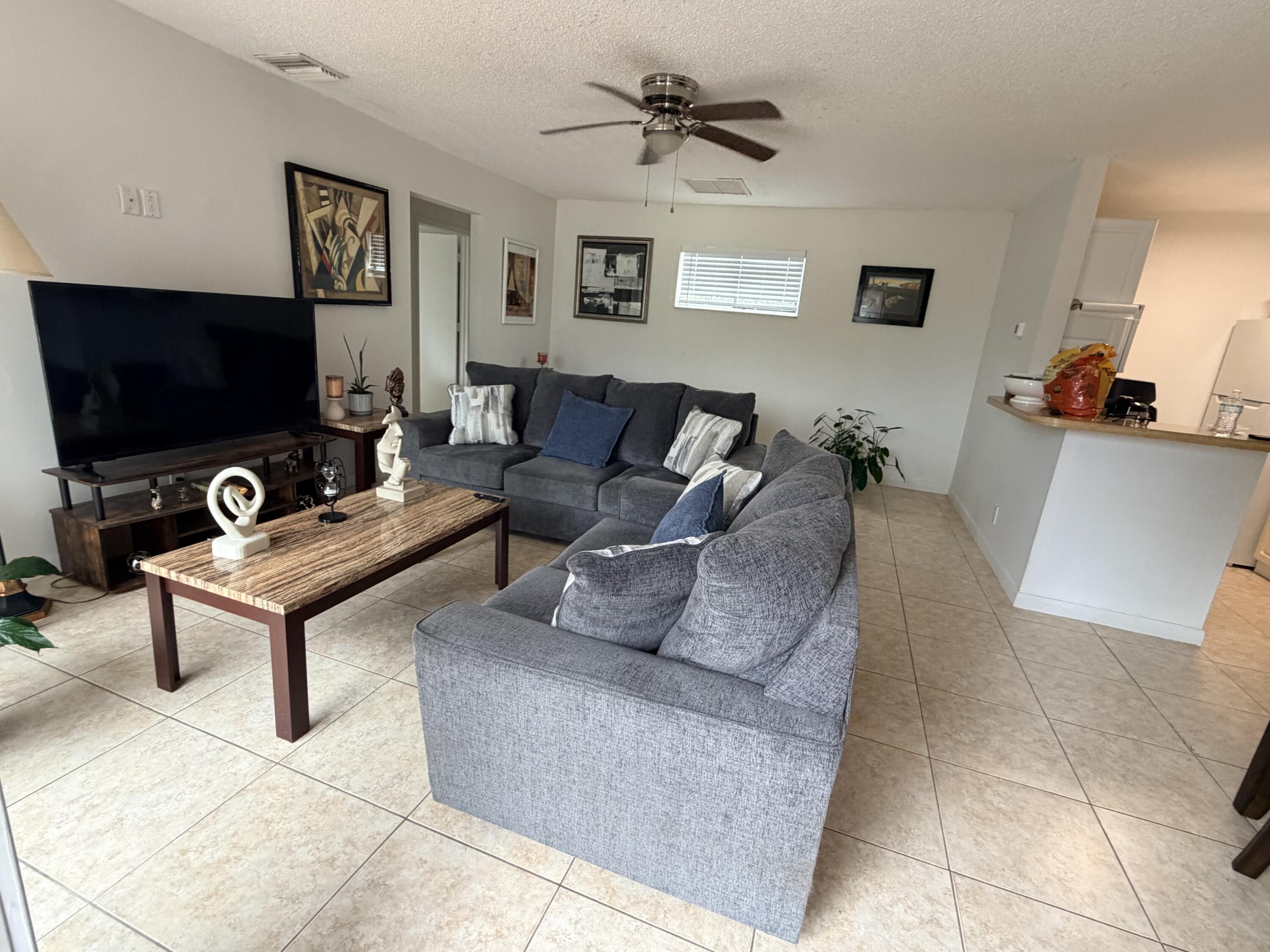 27 Crossings Circle H, Boynton Beach, FL 33435, Boynton Beach - Photo 4