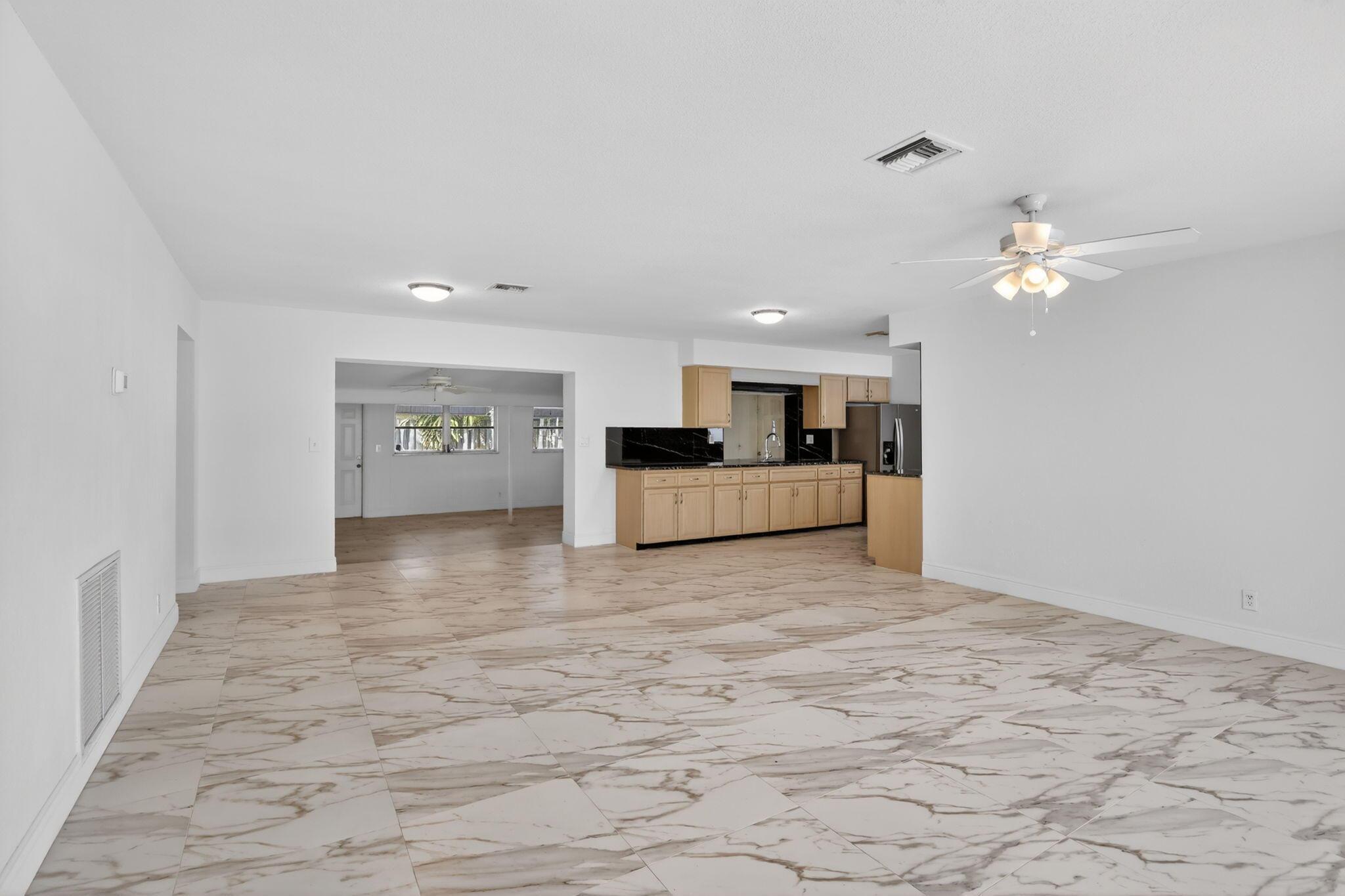 5731 NE 17th Terrace, Fort Lauderdale, FL 33334, Fort Lauderdale - Photo 4