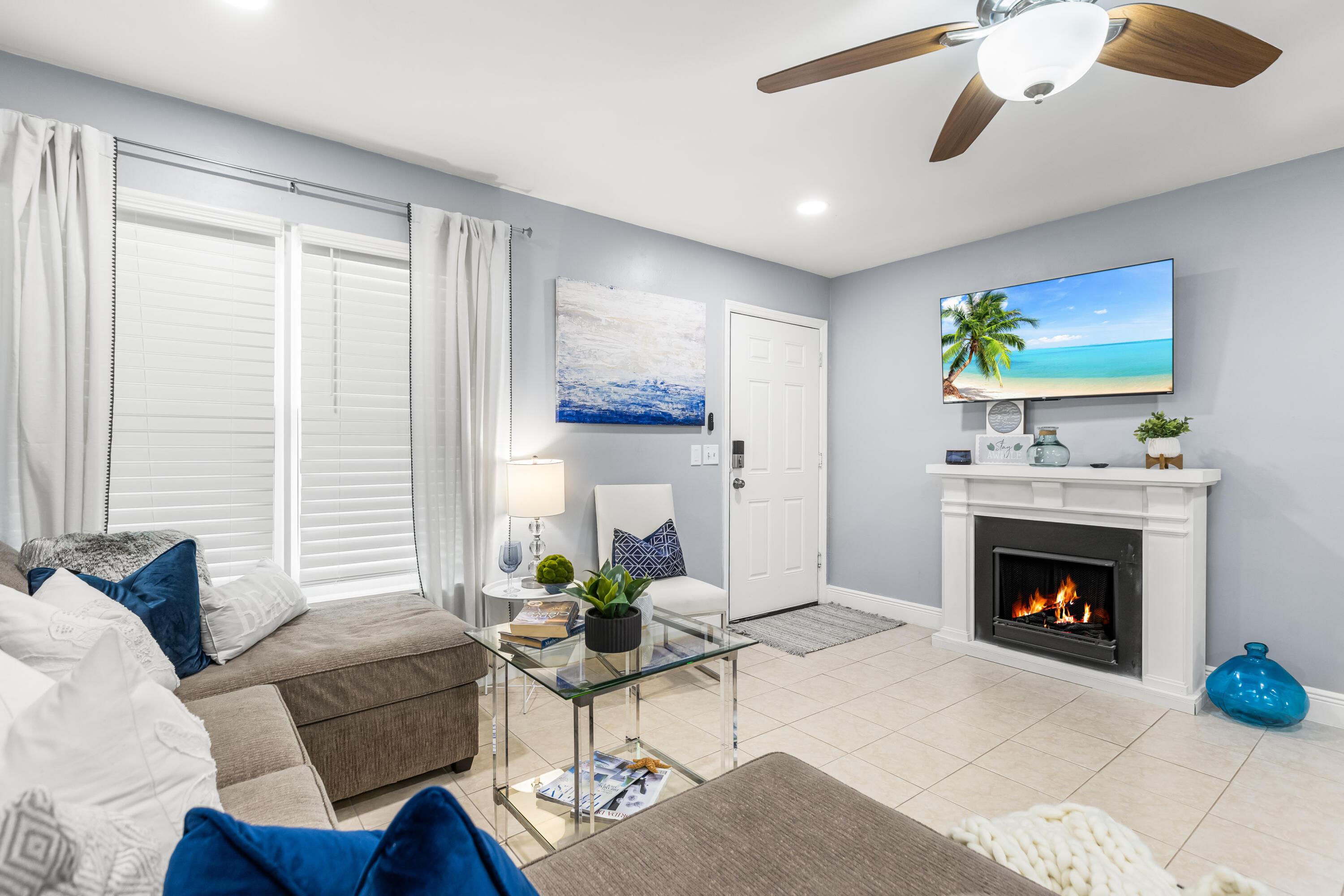 4953 Bayshore Drive, Naples, FL 34112, Naples - Photo 2