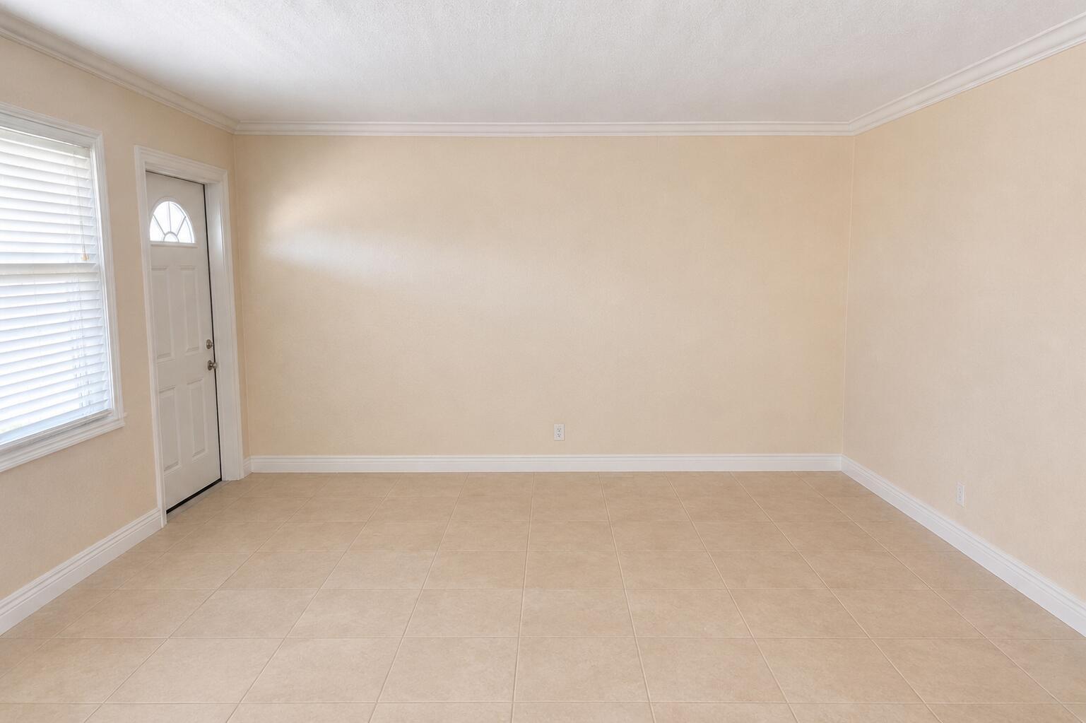 1221 SE 3rd Street 4, Deerfield Beach, FL 33441, Deerfield Beach - Photo 5