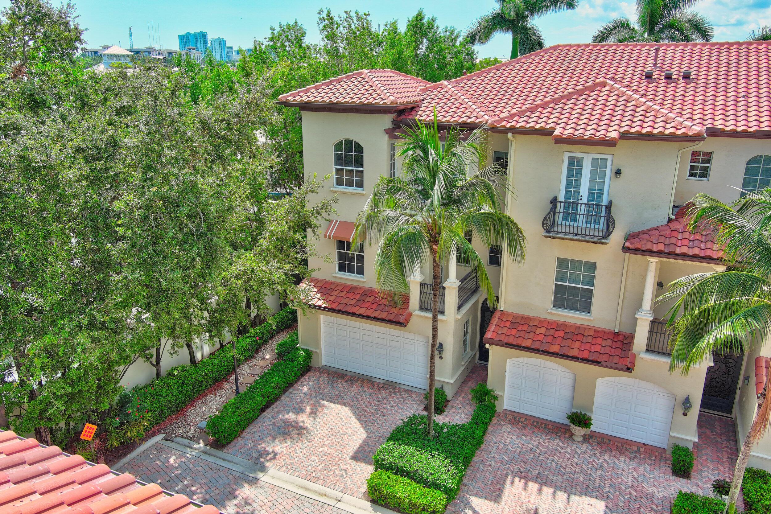 27 Marina Gardens Drive, Palm Beach Gardens, FL 33410, Palm Beach Gardens - Photo 2
