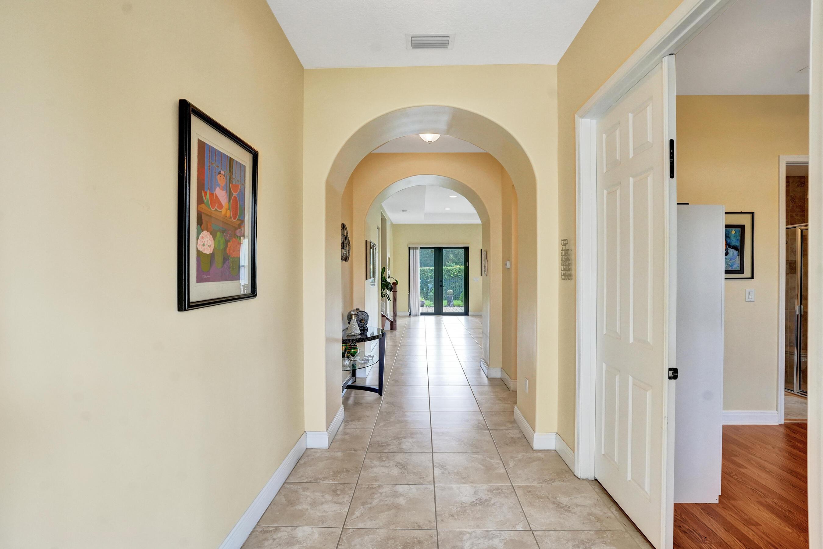 8541 NW 38th Street, Cooper City, FL 33024, Cooper City - Photo 3