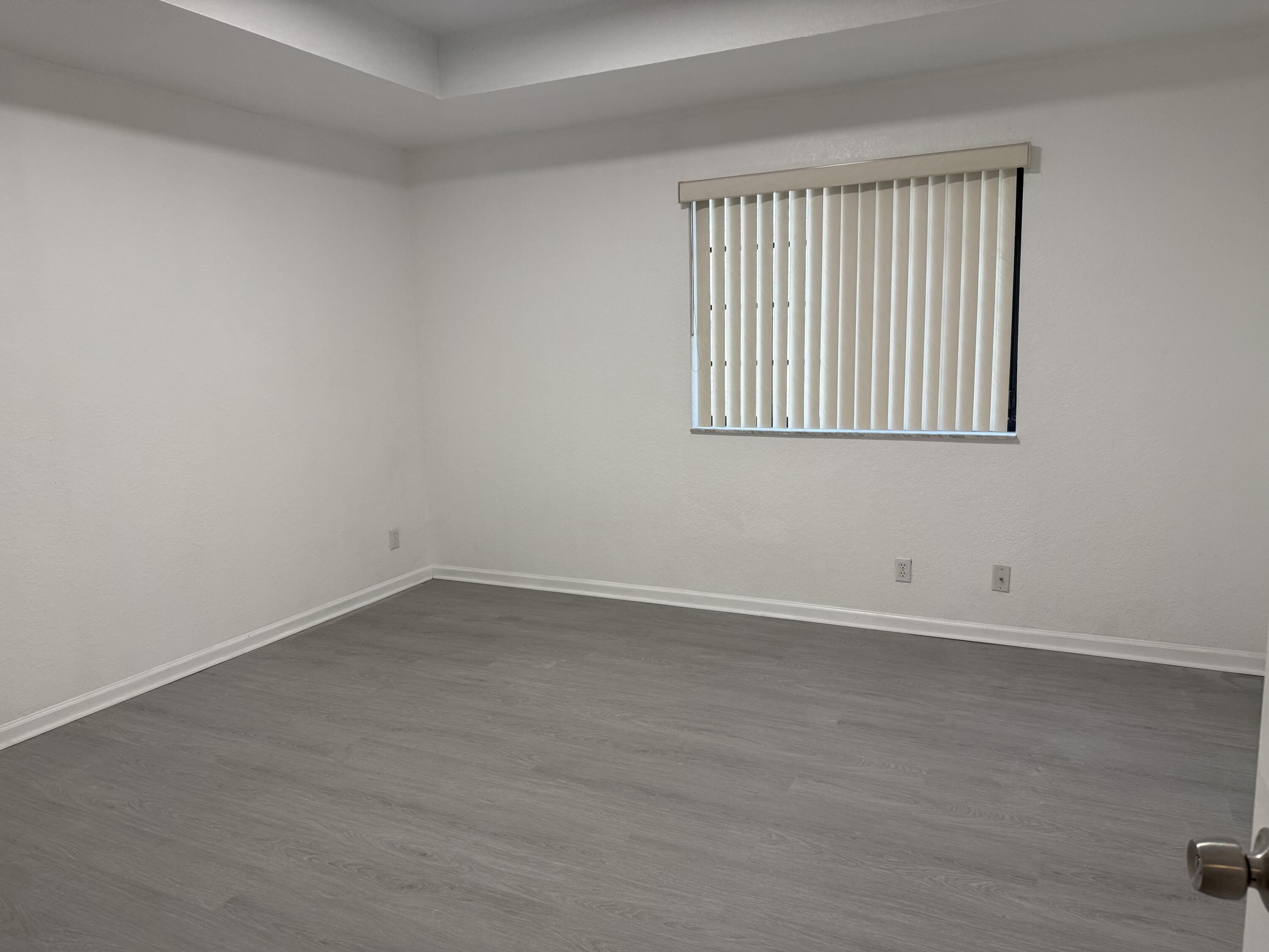 3906 Cherry Lane 3906, Weston, FL 33332, Weston - Photo 3