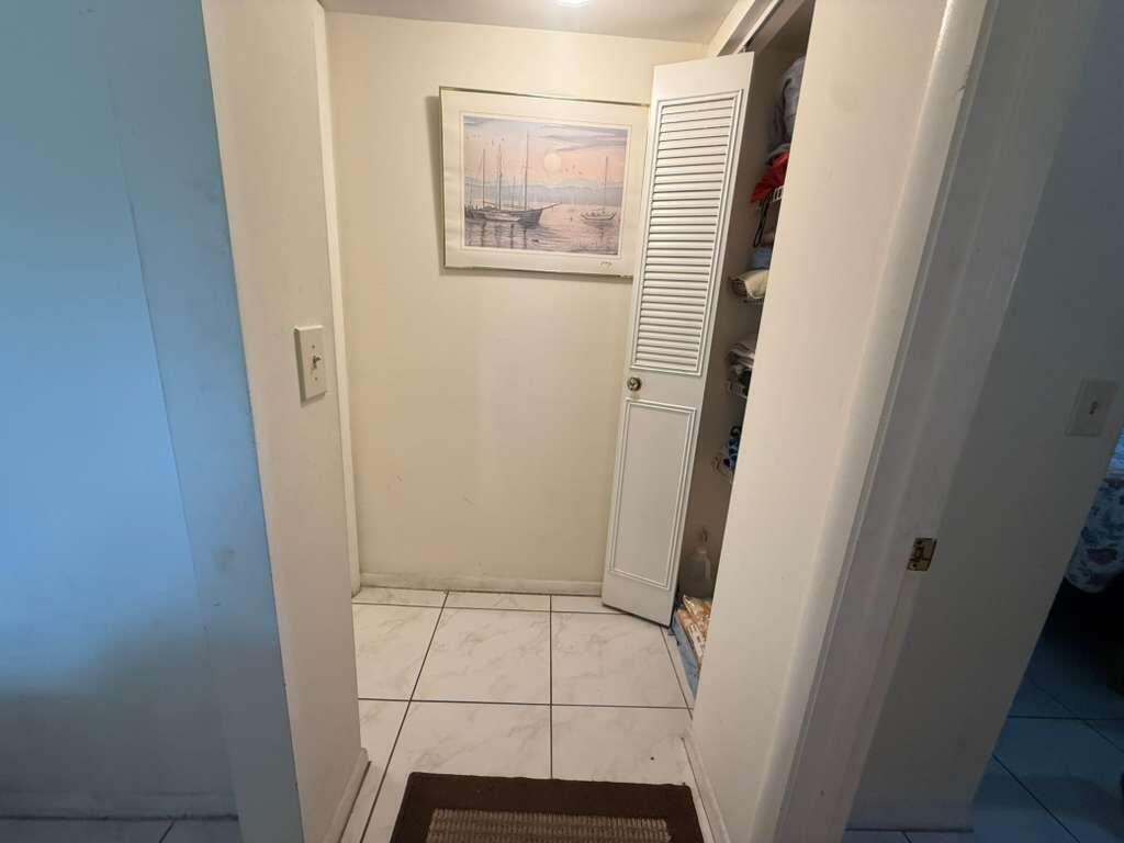213 Pine Hov Circle D2, Greenacres, FL 33463, Greenacres - Photo 3