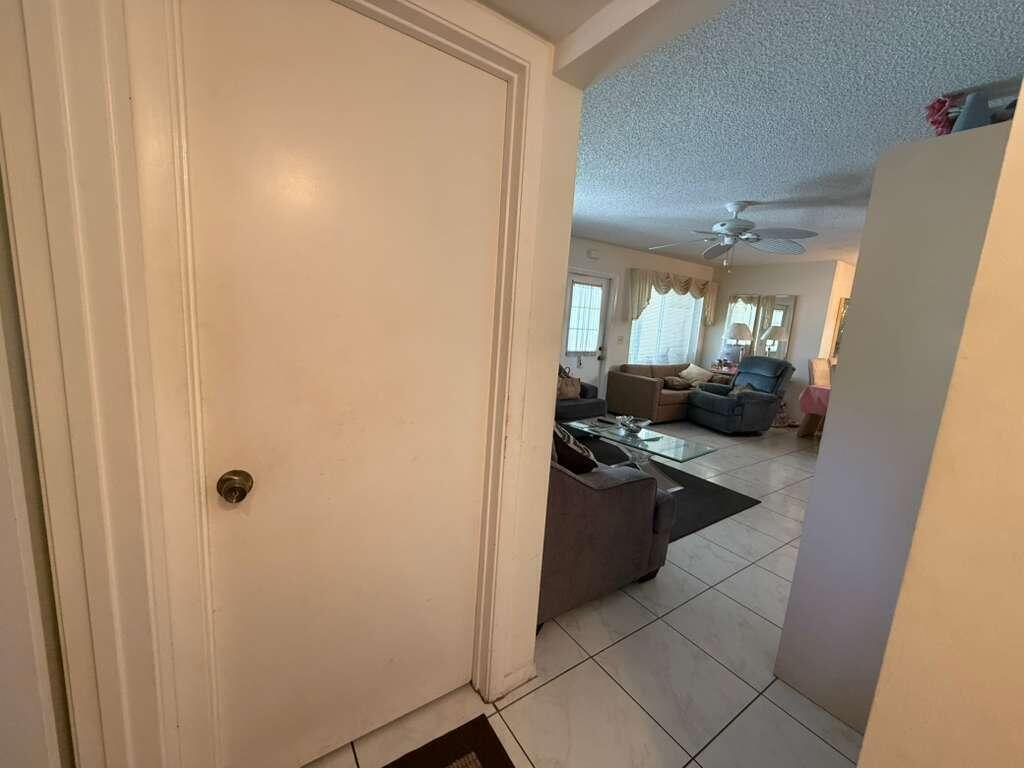 213 Pine Hov Circle D2, Greenacres, FL 33463, Greenacres - Photo 4