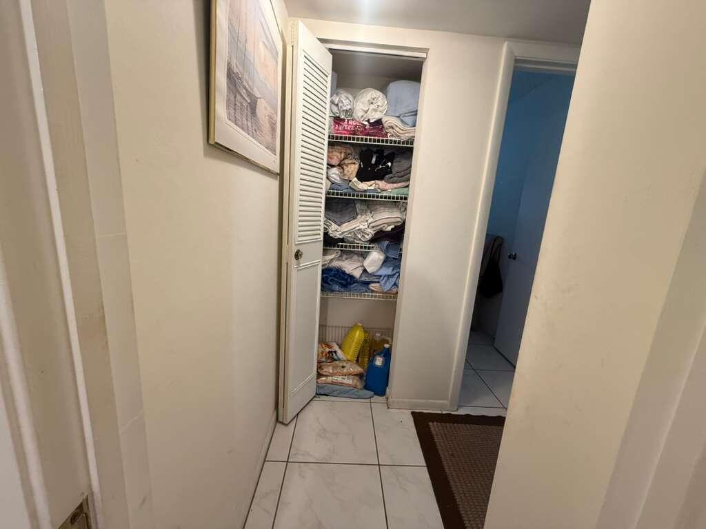 213 Pine Hov Circle D2, Greenacres, FL 33463, Greenacres - Photo 5
