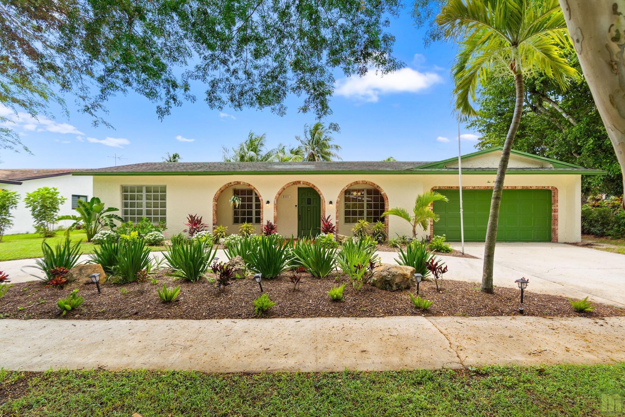 240 Lake Drive, Coconut Creek, FL 33066, Coconut Creek
