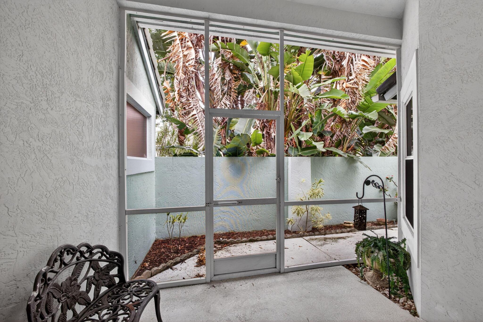 2860 Waters Edge Circle, Greenacres, FL 33413, Greenacres - Photo 4