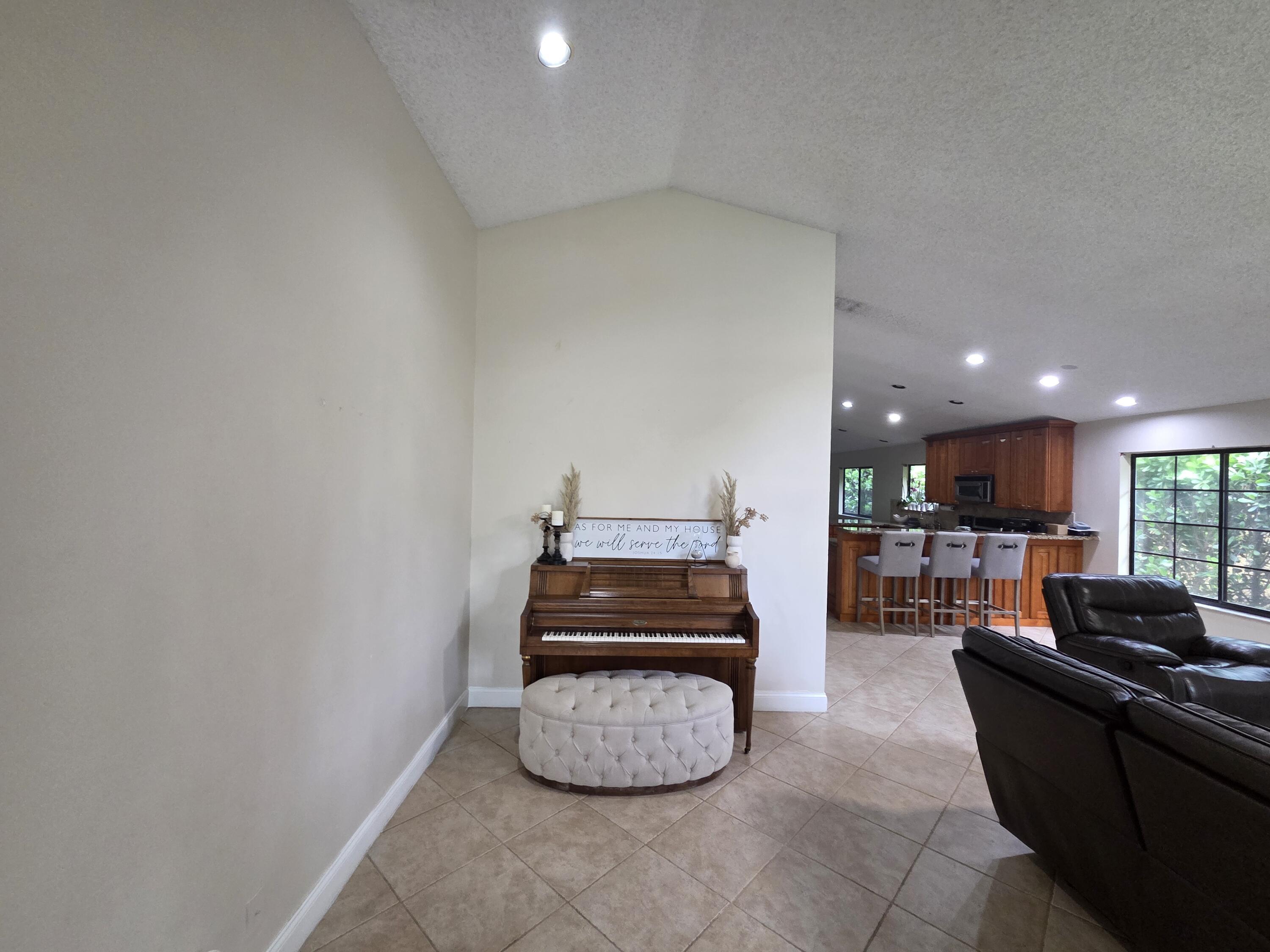 4170 NW 6th Street, Deerfield Beach, FL 33442, Deerfield Beach - Photo 2