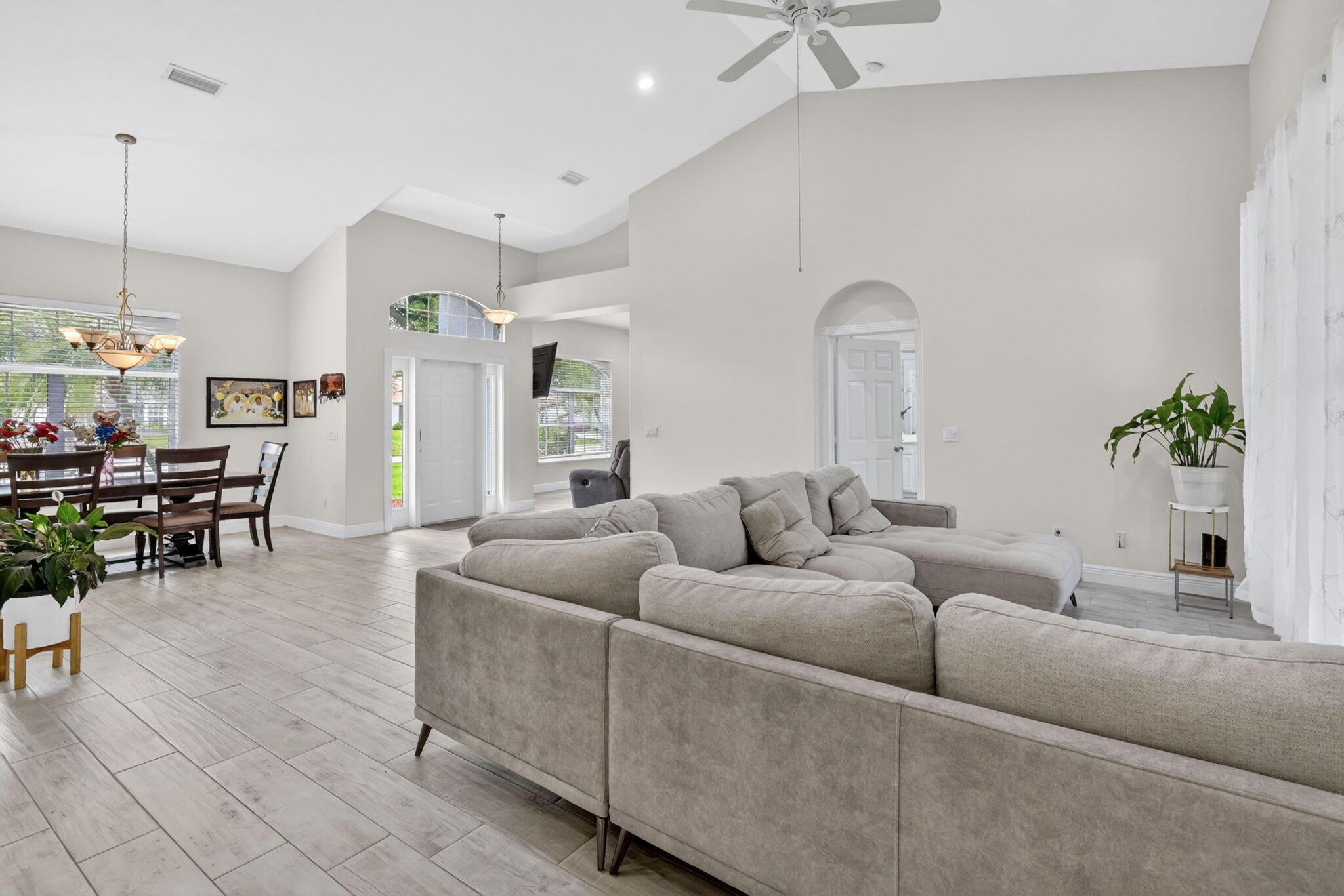 1571 SW Hunnicut Avenue, Port St. Lucie, FL 34953, Port St. Lucie - Photo 5