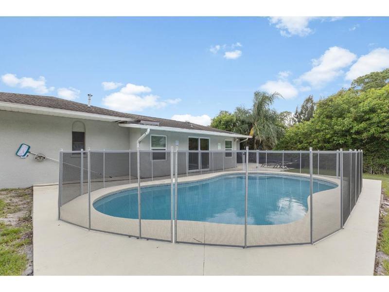 758 Beard Avenue, Sebastian, FL 32958, Sebastian - Photo 5