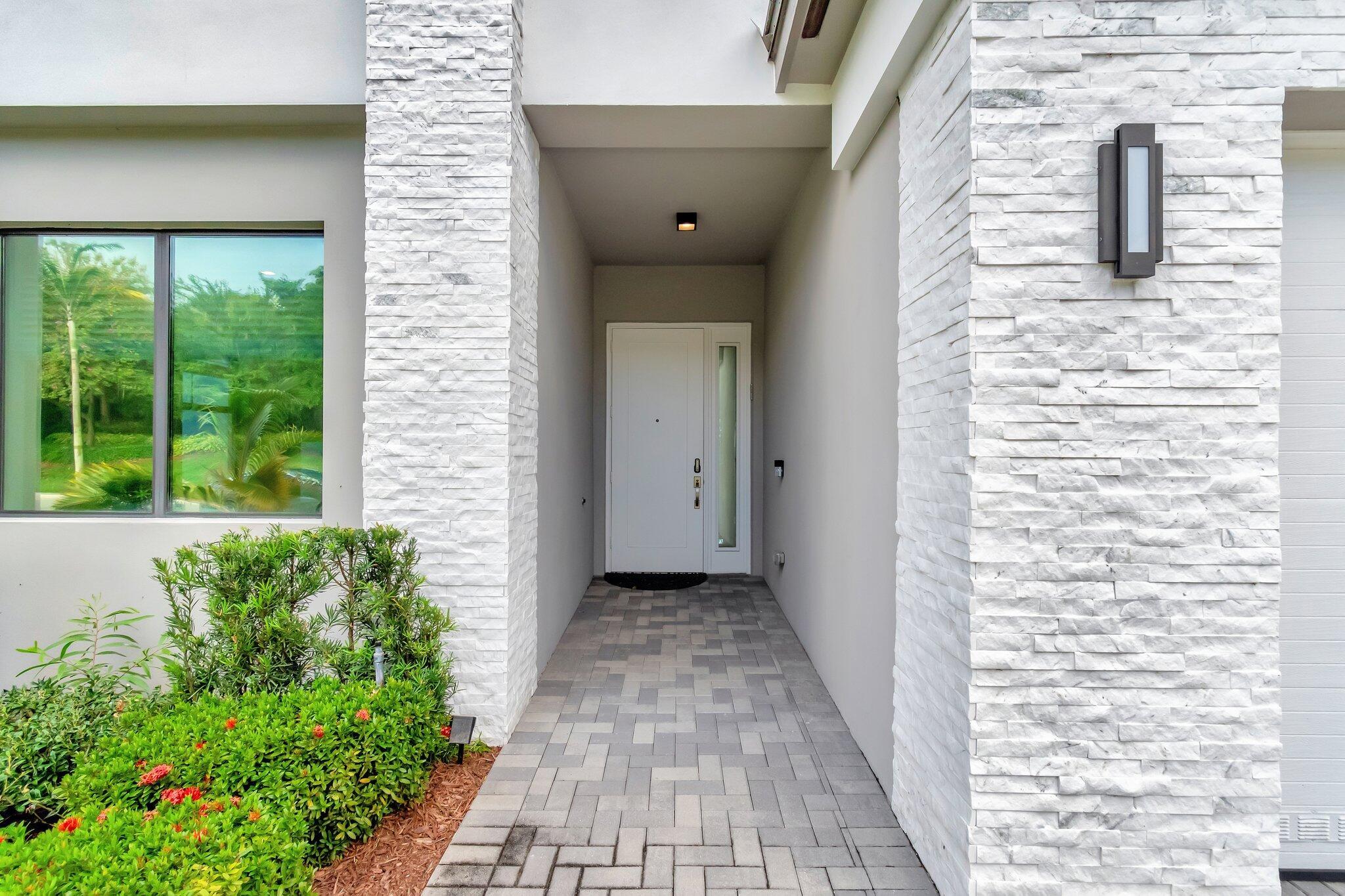 8080 Laurel Falls Drive, Boca Raton, FL 33496, Boca Raton - Photo 4