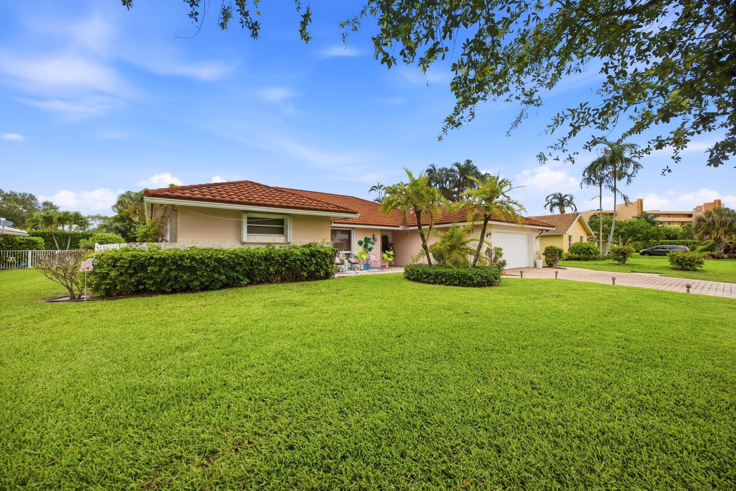 375 NW 53rd Street, Boca Raton, FL 33487, Boca Raton - Photo 2
