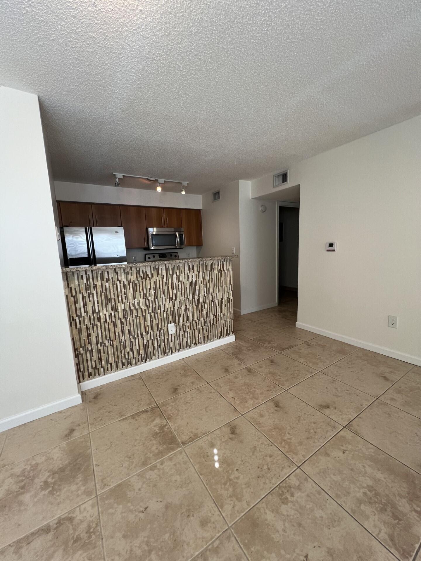 1215 Crystal Way C, Delray Beach, FL 33444, Delray Beach - Photo 2