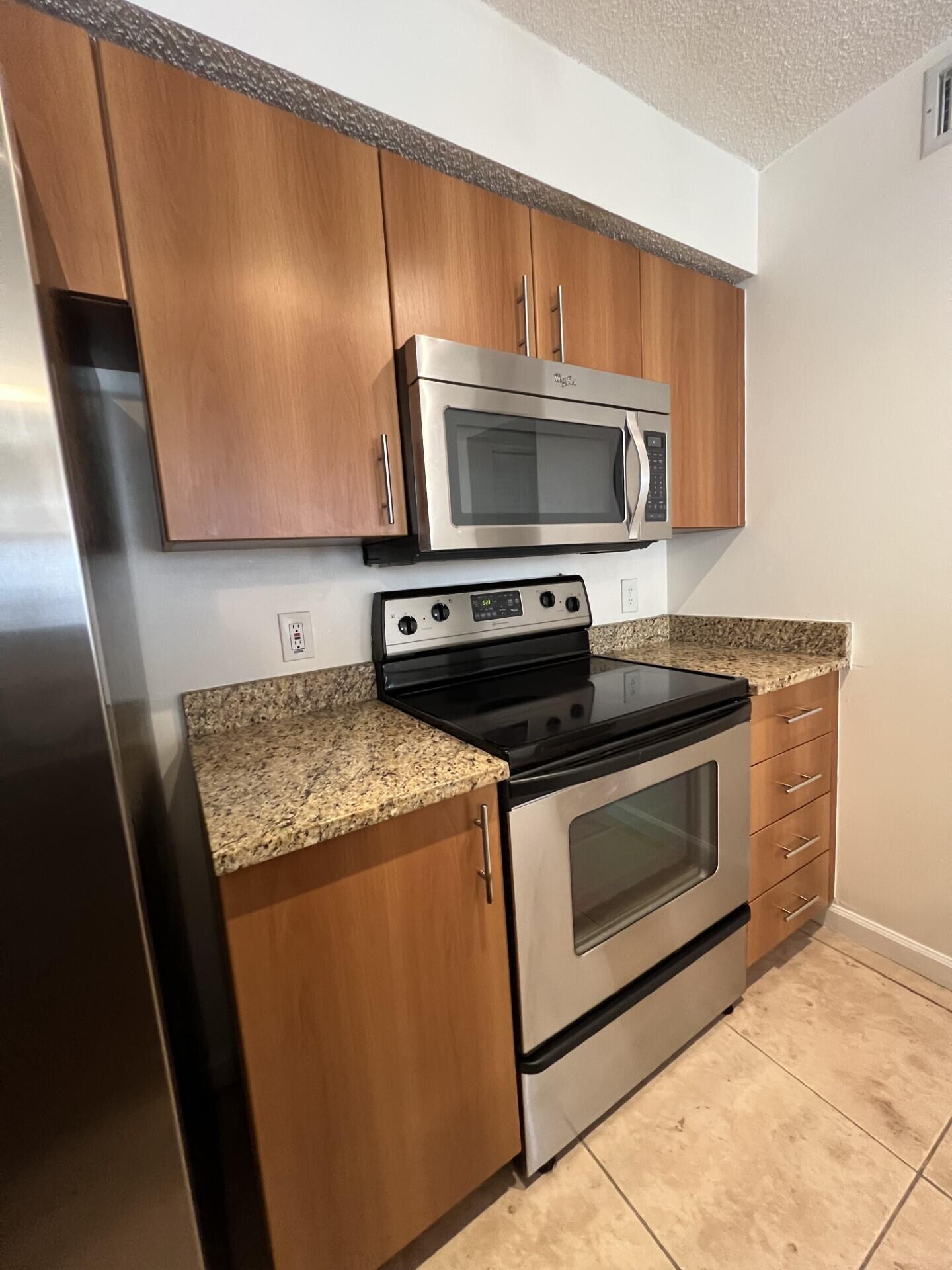 1215 Crystal Way C, Delray Beach, FL 33444, Delray Beach - Photo 4