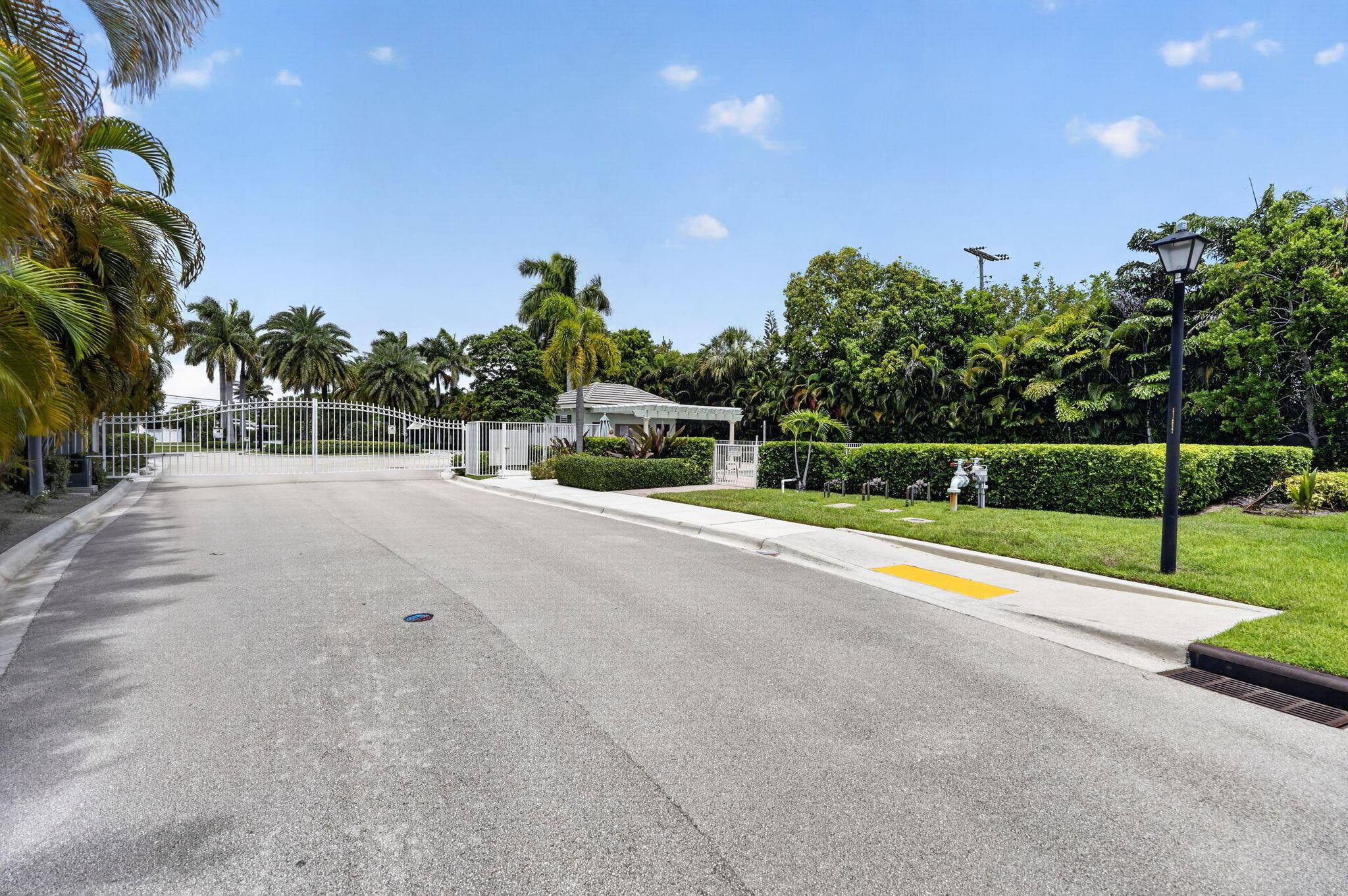 1950 Juno Landing Lane, North Palm Beach, FL 33408, North Palm Beach - Photo 3