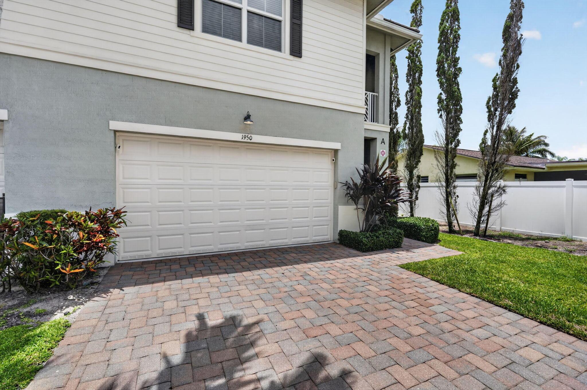 1950 Juno Landing Lane, North Palm Beach, FL 33408, North Palm Beach - Photo 4