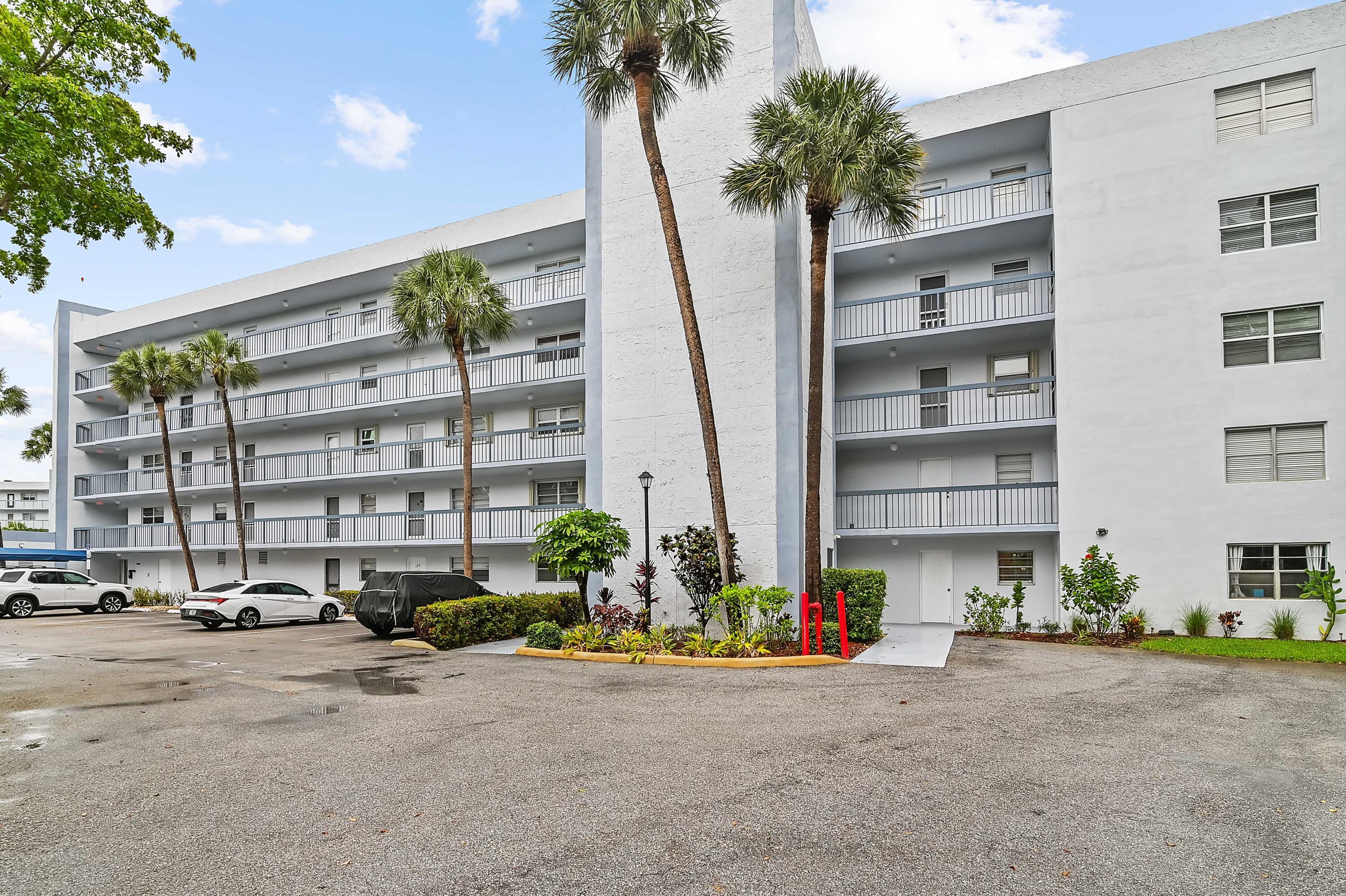 6400 NW 2nd Avenue 124, Boca Raton, FL 33487, Boca Raton - Photo 4