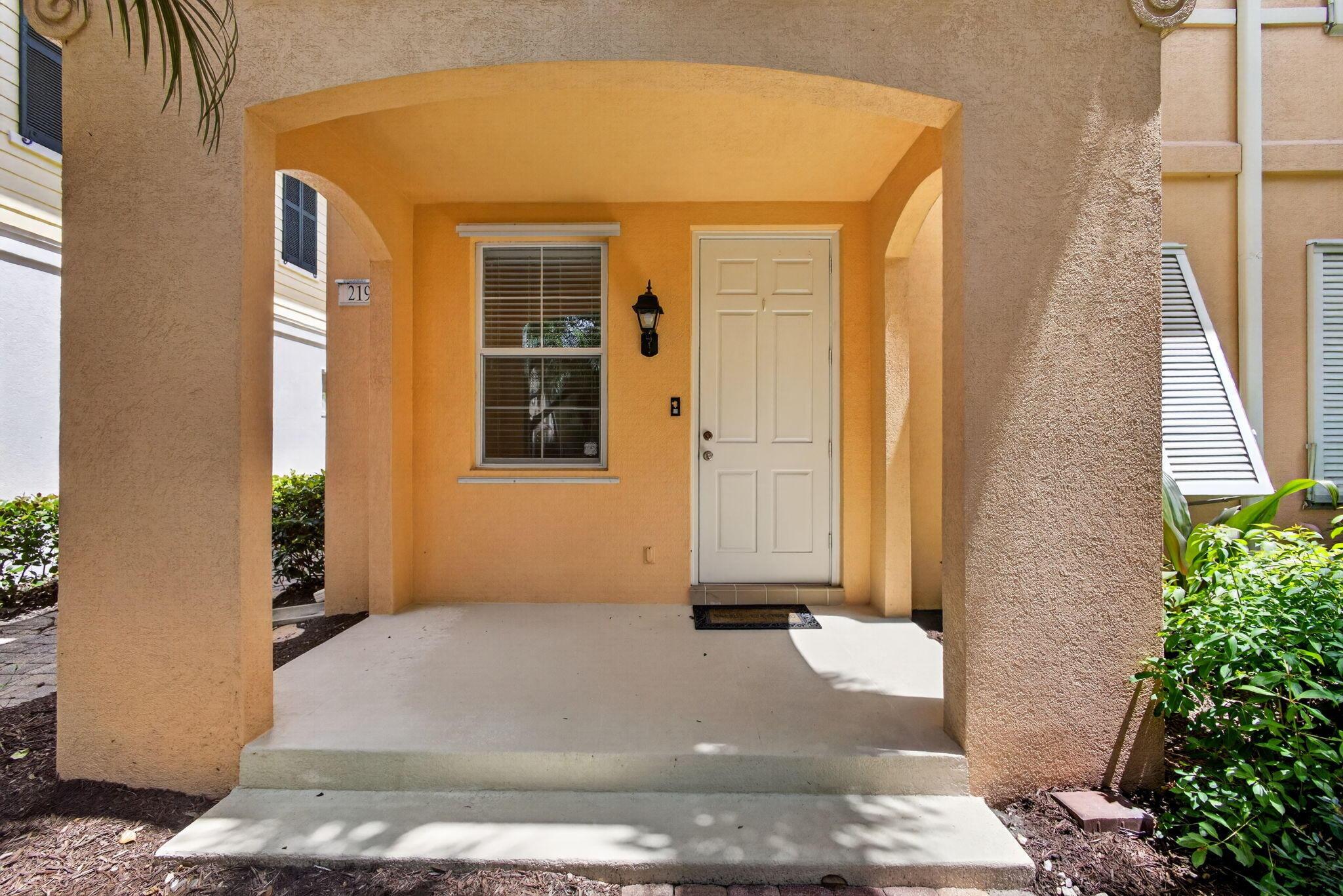 219 Soriano Drive, Jupiter, FL 33458, Jupiter - Photo 5