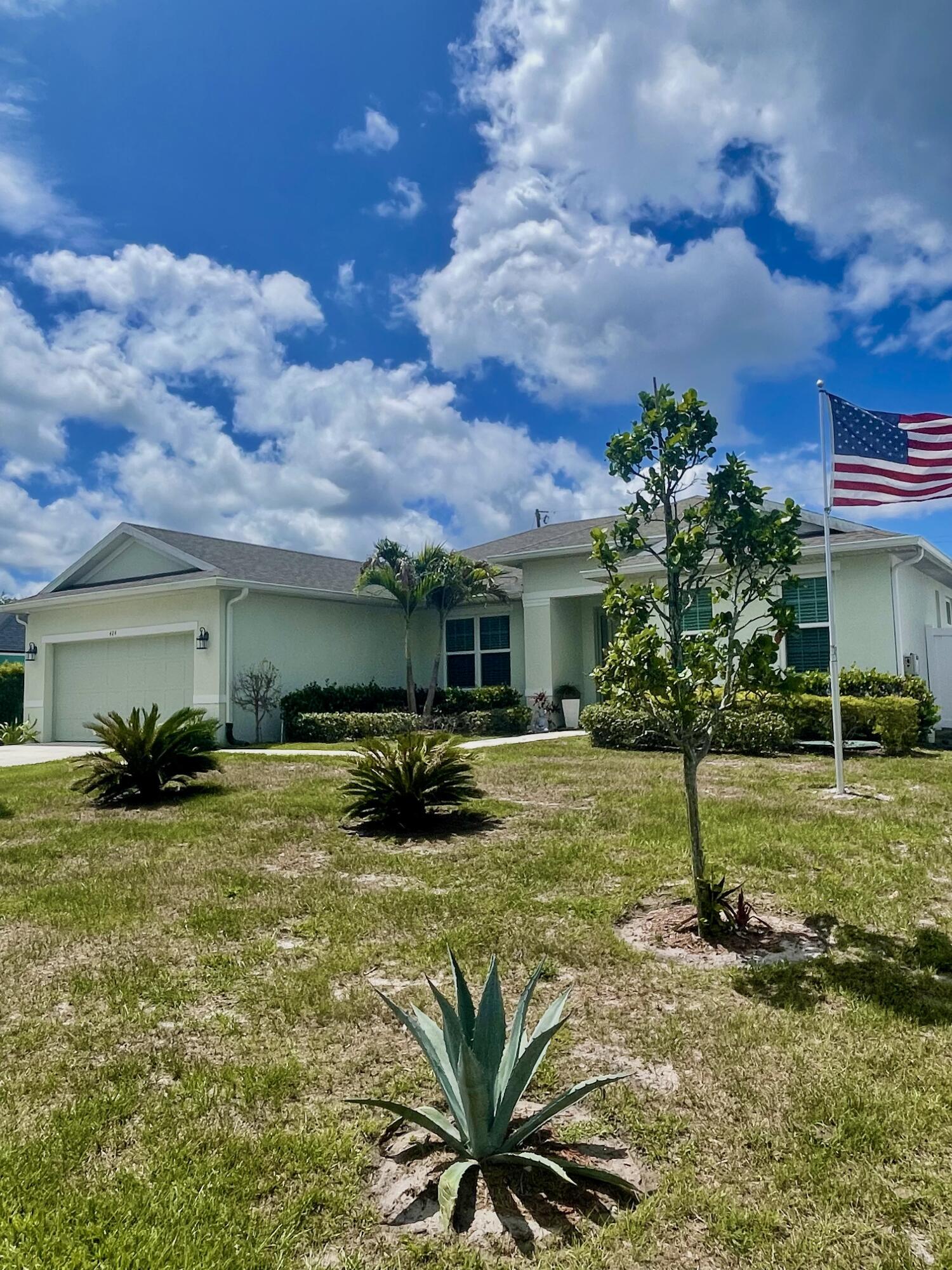424 SW Ridgecrest Drive, Port St. Lucie, FL 34953, Port St. Lucie - Photo 3