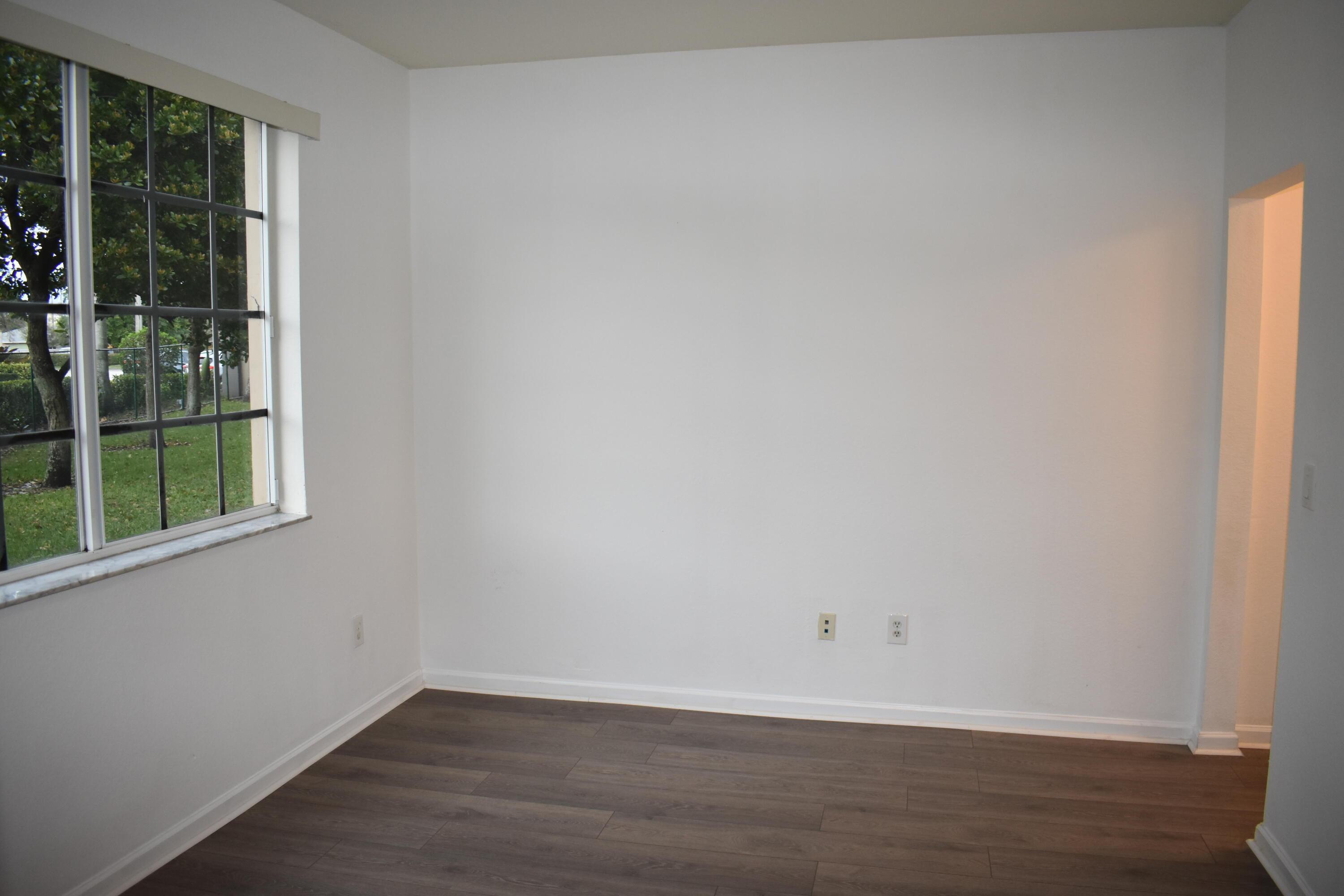 1954 Marsh Harbor Drive 101, Riviera Beach, FL 33404, Riviera Beach - Photo 4