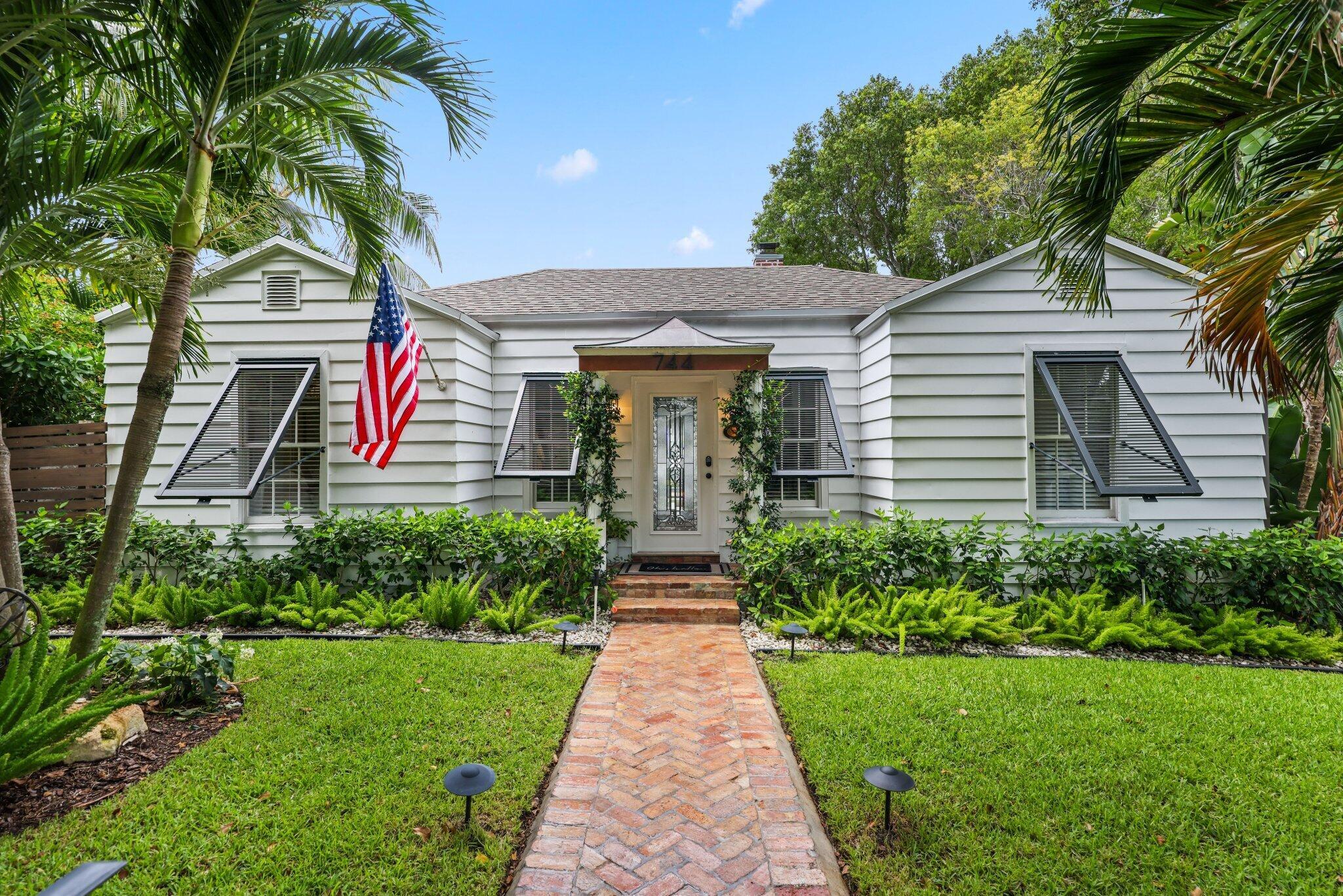 744 Sunset Road, West Palm Beach, FL 33401, West Palm Beach - Photo 2