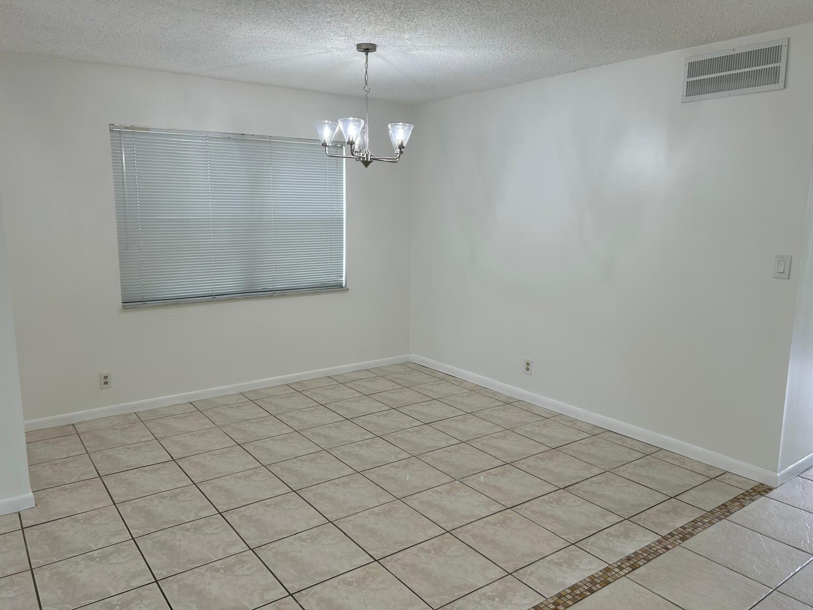 3300 Spanish Moss Terrace 103, Lauderhill, FL 33319, Lauderhill - Photo 5
