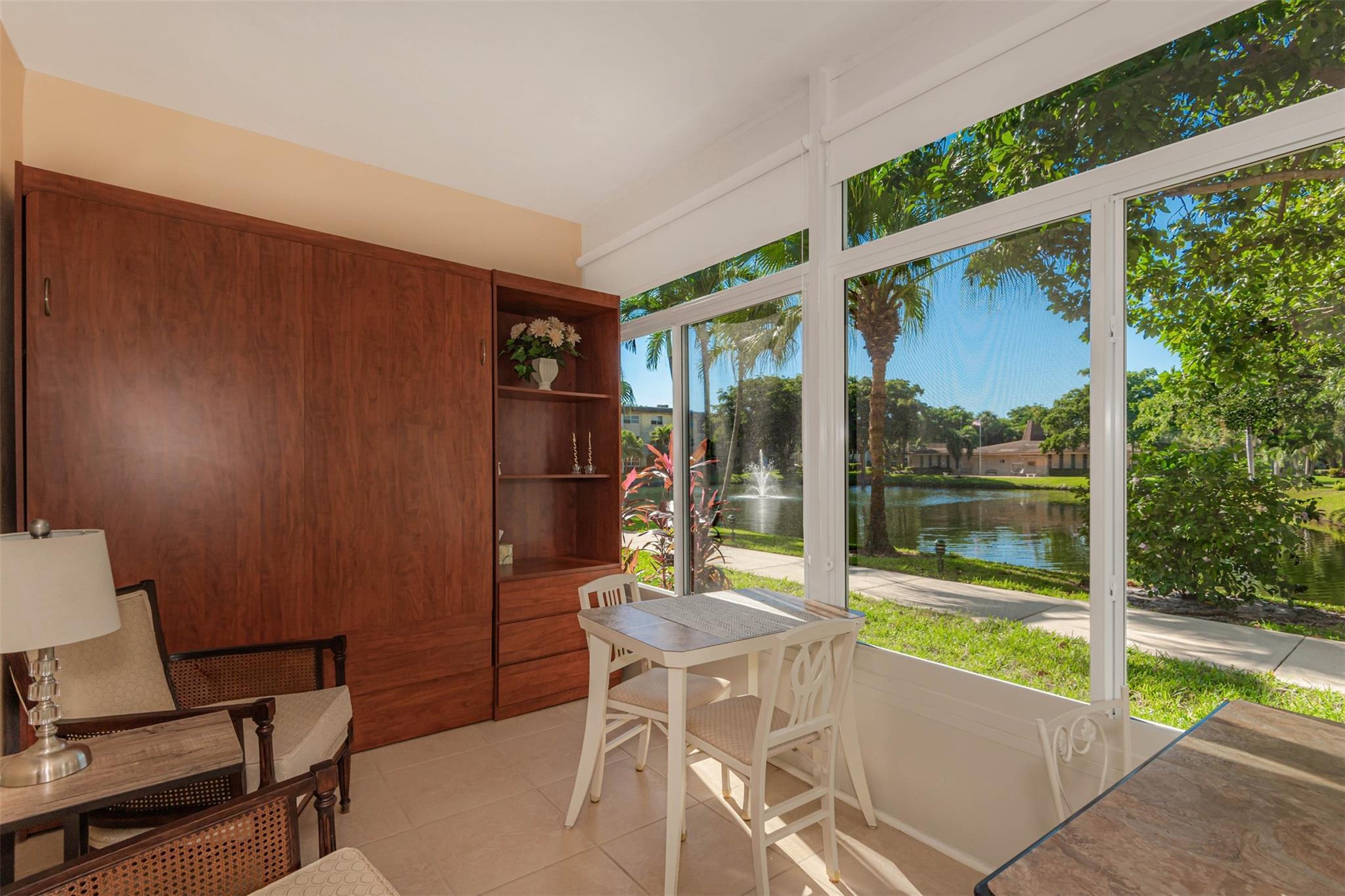 3431 NW 50th Avenue 104, Lauderdale Lakes, FL 33319, Lauderdale Lakes - Photo 2
