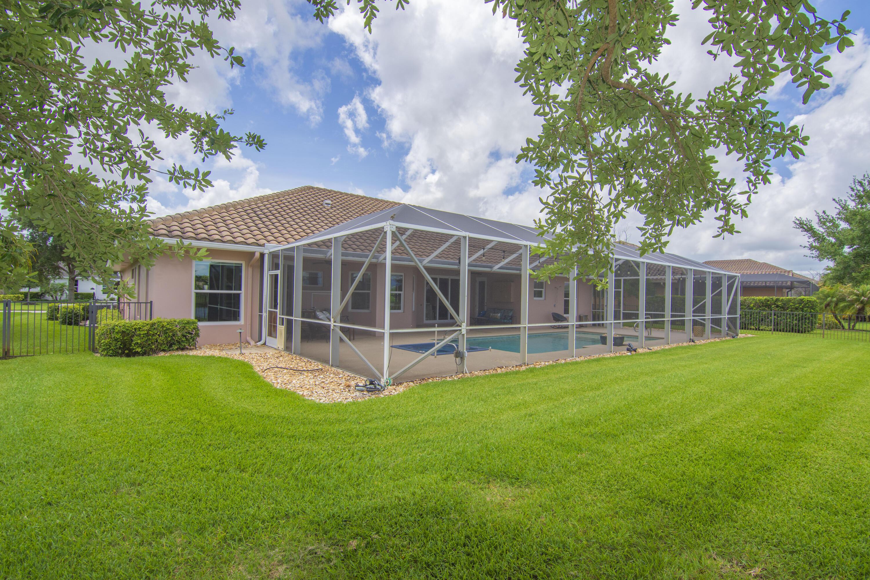 470 Pittman Avenue, Vero Beach, FL 32968, Vero Beach - Photo 5