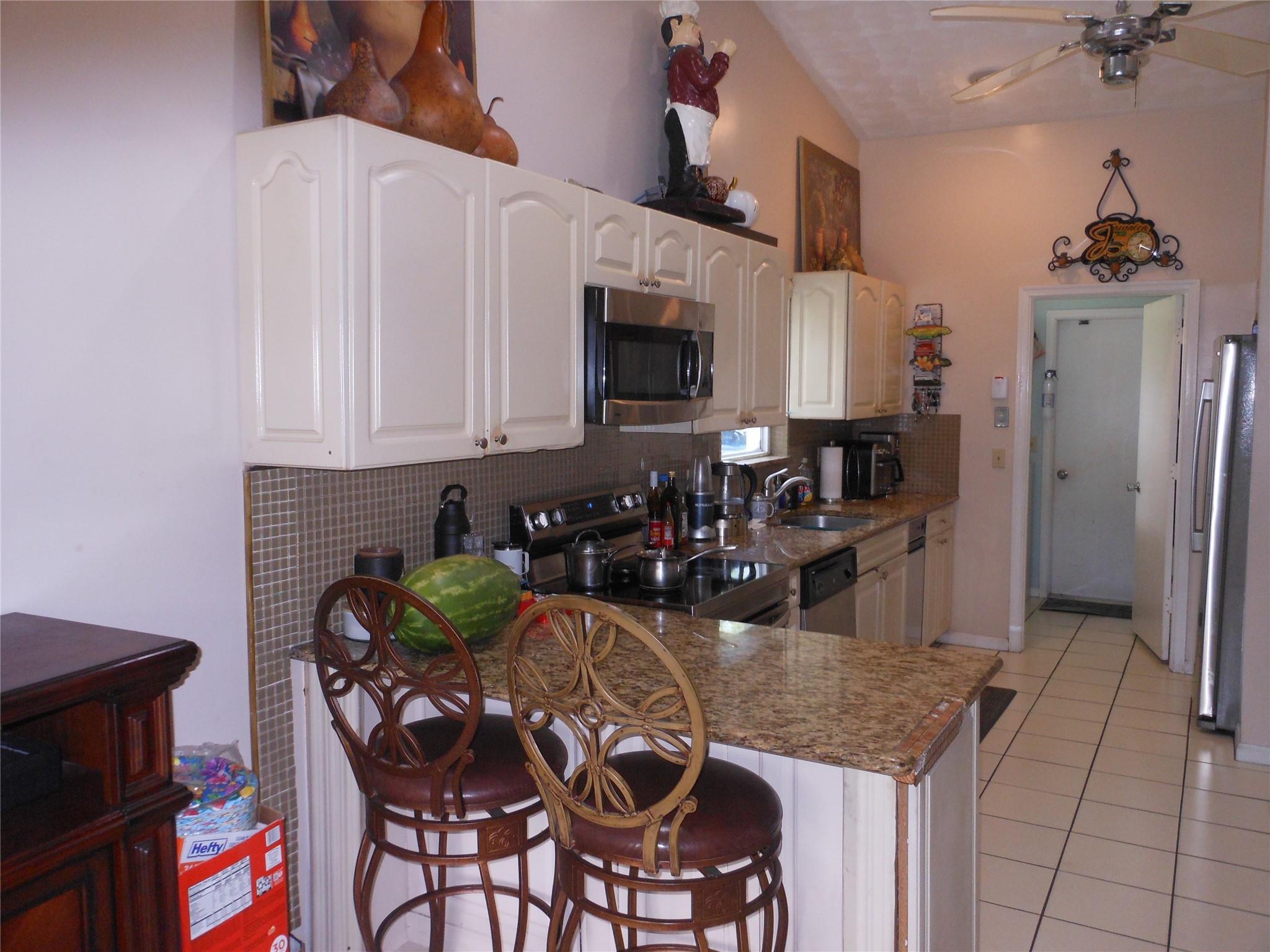 8706 NW 83rd Street, Tamarac, FL 33321, Tamarac - Photo 5