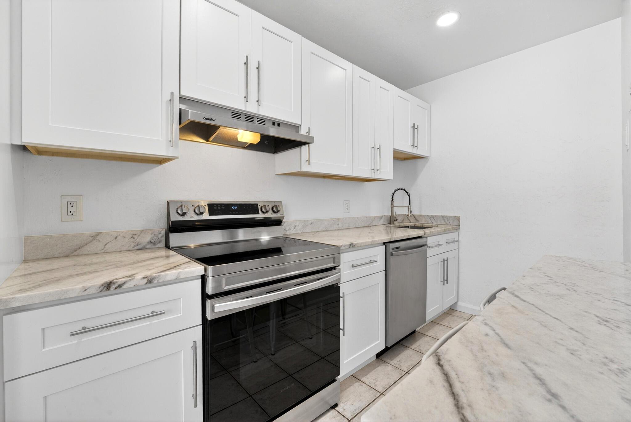 412 SE 16th Street 3, Fort Lauderdale, FL 33316, Fort Lauderdale