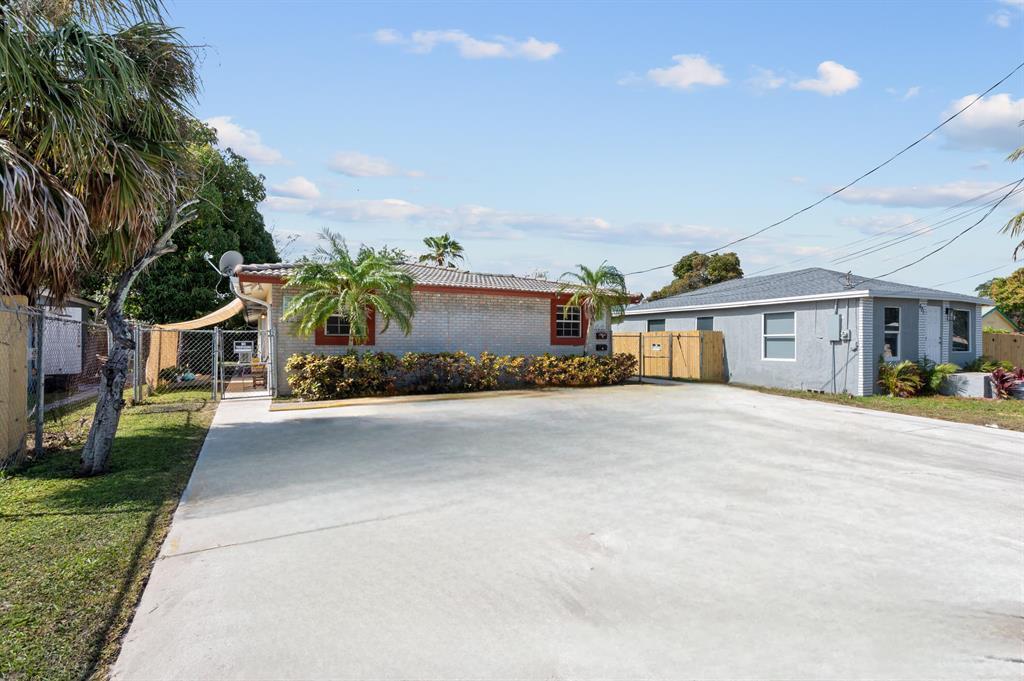 617 NW 15th Avenue, Pompano Beach, FL 33069, Pompano Beach - Photo 2