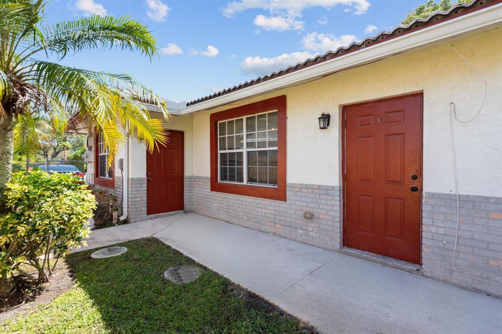 617 NW 15th Avenue, Pompano Beach, FL 33069, Pompano Beach - Photo 3
