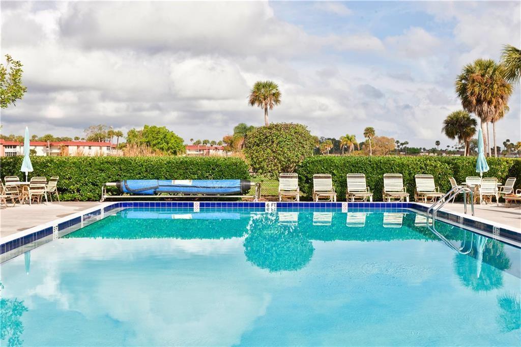 40 VISTA GARDENS Trail 201, Vero Beach, FL 32962, Vero Beach