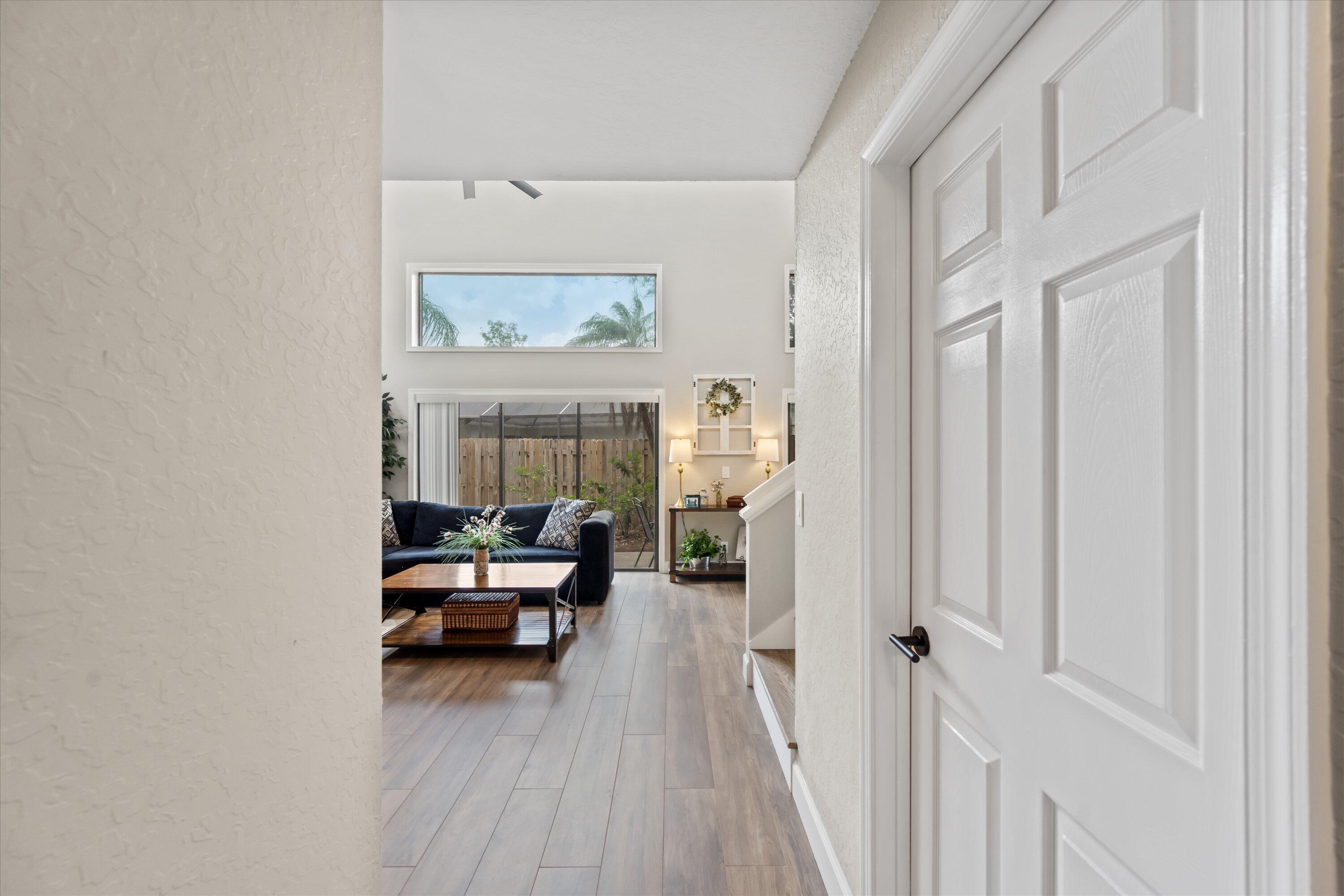 13745 Yarmouth Drive A, Wellington, FL 33414, Wellington - Photo 4