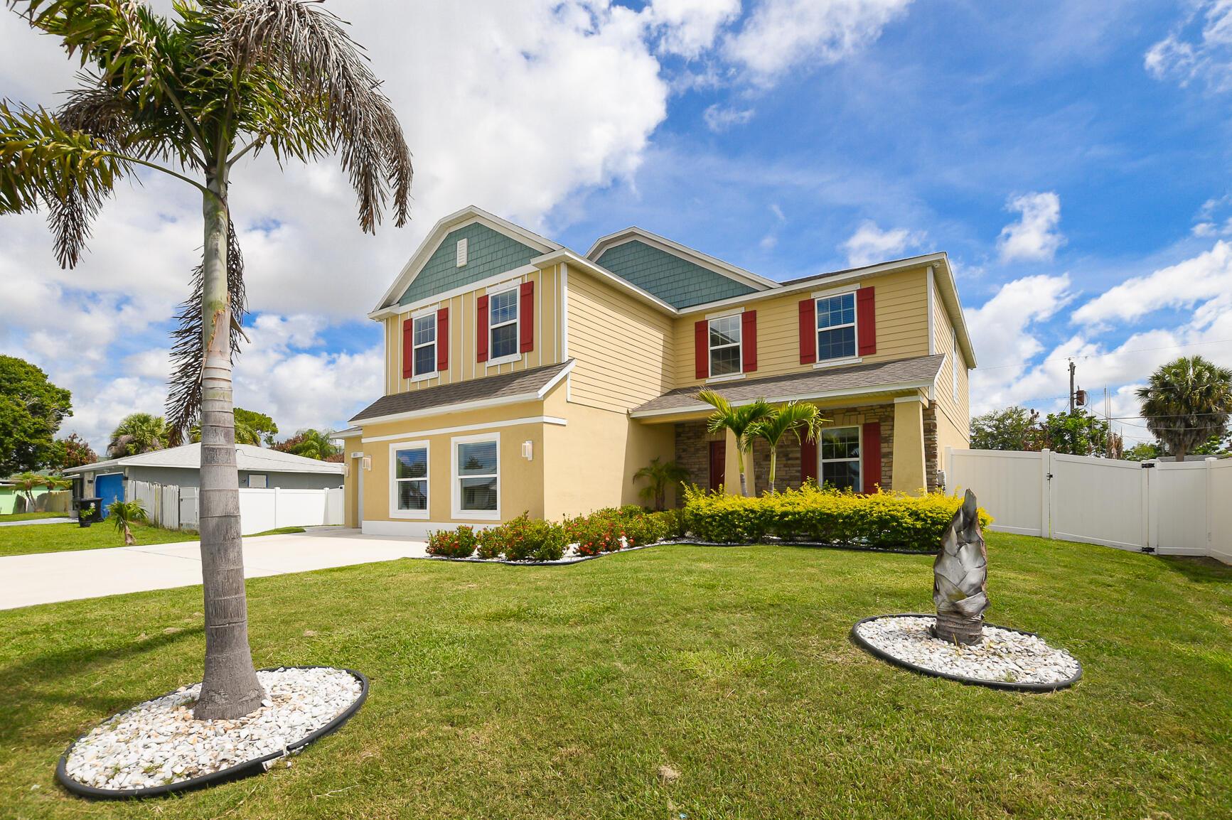 1033 SW General Patton Terrace, Port St. Lucie, FL 34953, Port St. Lucie - Photo 4