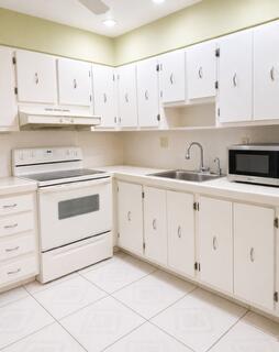 175 Flanders D, Delray Beach, FL 33484, Delray Beach - Photo 4