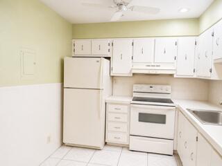 175 Flanders D, Delray Beach, FL 33484, Delray Beach - Photo 5