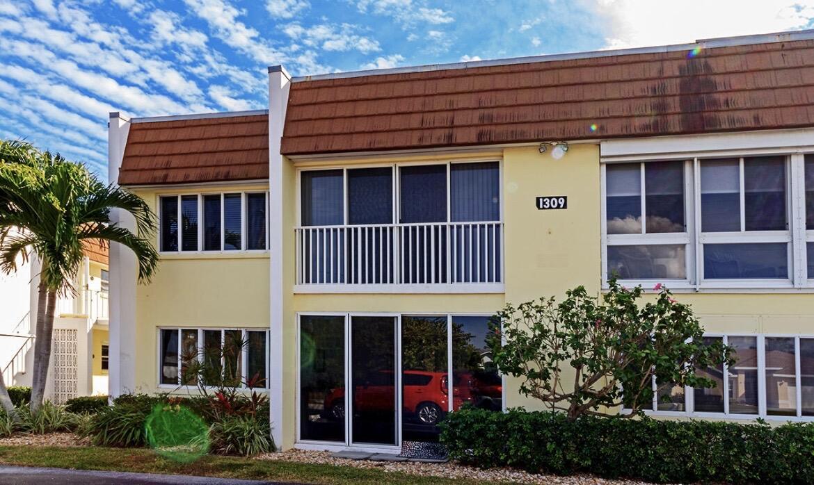 1309 Bayshore Drive 203, Fort Pierce, FL 34949, Fort Pierce - Photo 5