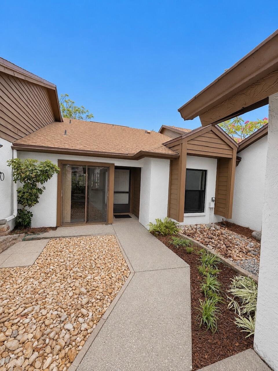 1914 Bayshore Court, Safety Harbor, FL 34695, Safety Harbor - Photo 3