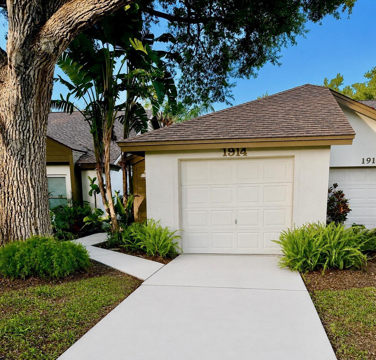 1914 Bayshore Court, Safety Harbor, FL 34695, Safety Harbor - Photo 2