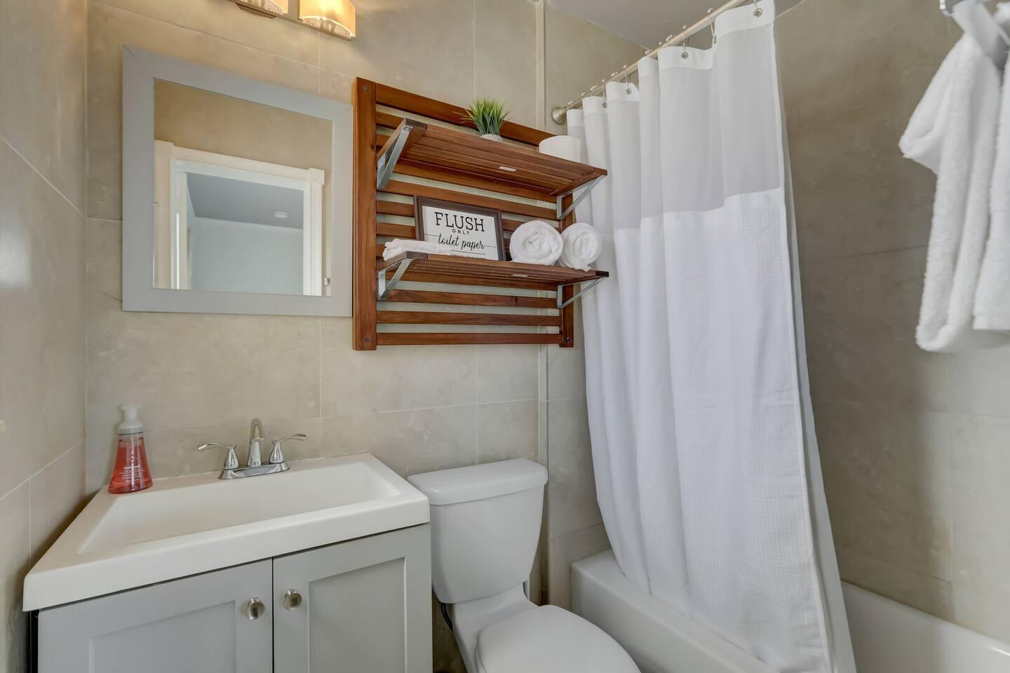 2740 NE 30th Place 1-2, Fort Lauderdale, FL 33306, Fort Lauderdale - Photo 4