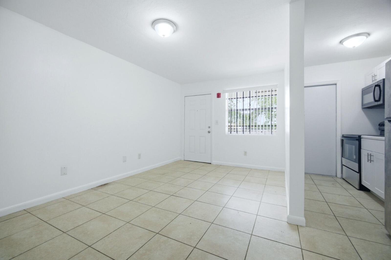 750 NW 56th Street 17, Miami, FL 33127, Miami - Photo 3