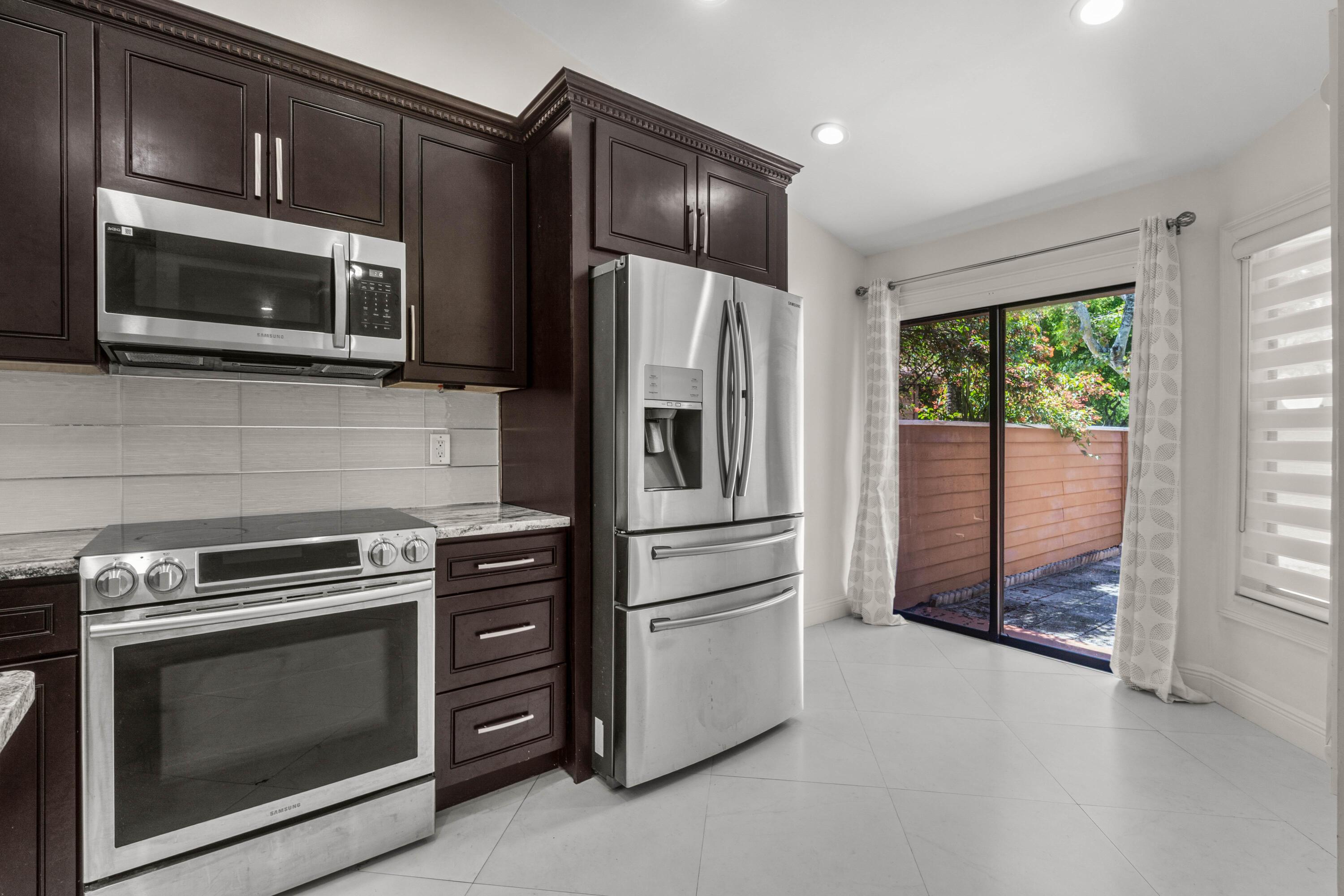 3789 Blue Ridge Road, West Palm Beach, FL 33406, West Palm Beach - Photo 5