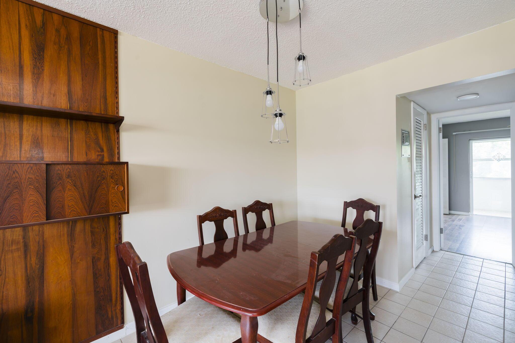 77 Kingswood, West Palm Beach, FL 33417, West Palm Beach - Photo 5