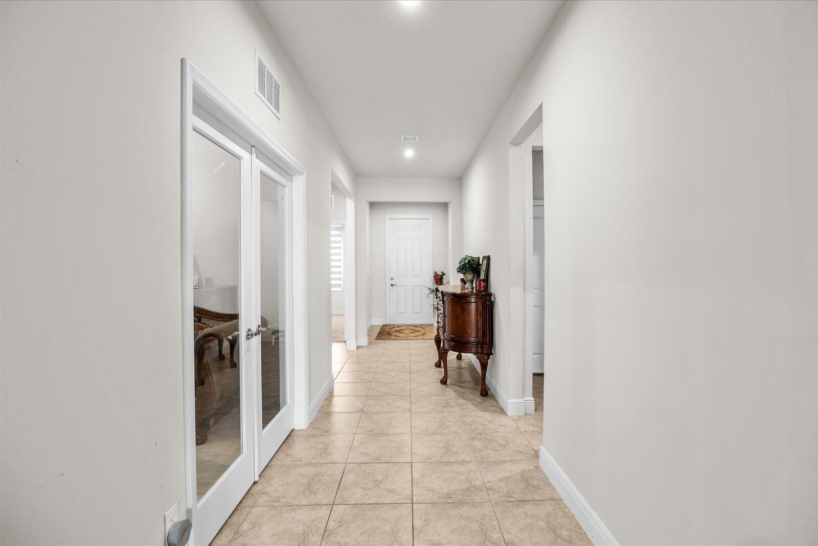 10850 SW Cremona Way SW 10850, Port St. Lucie, FL 34987, Port St. Lucie - Photo 2