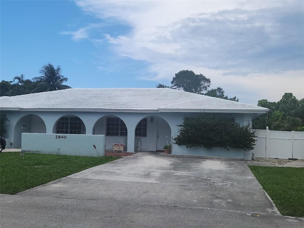 2940 NE 19th Terrace South Side, Lighthouse Point, FL 33064, Lighthouse Point